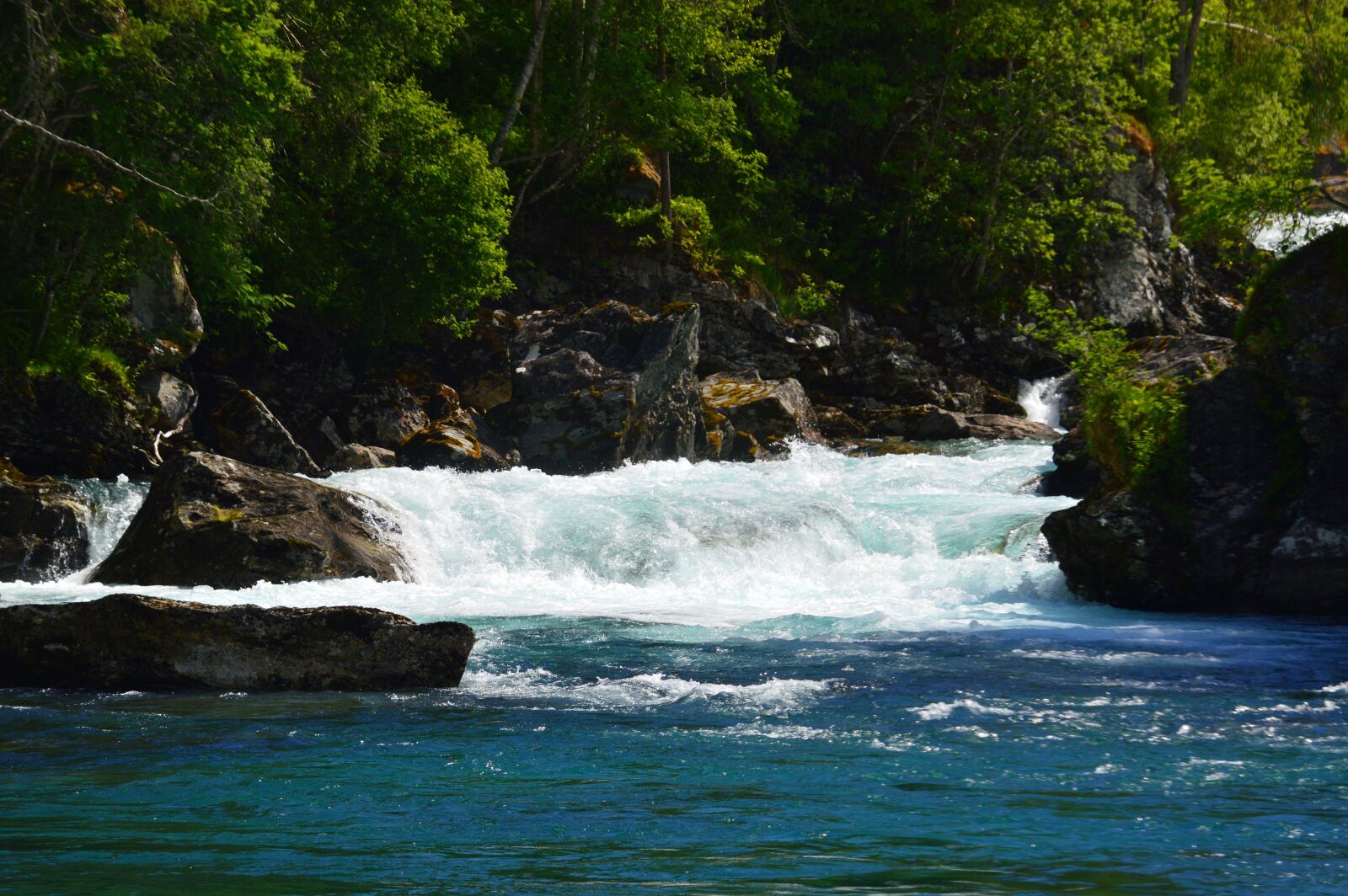 Nikon D3200 sample photo. Nature, landscape, waterfall photography