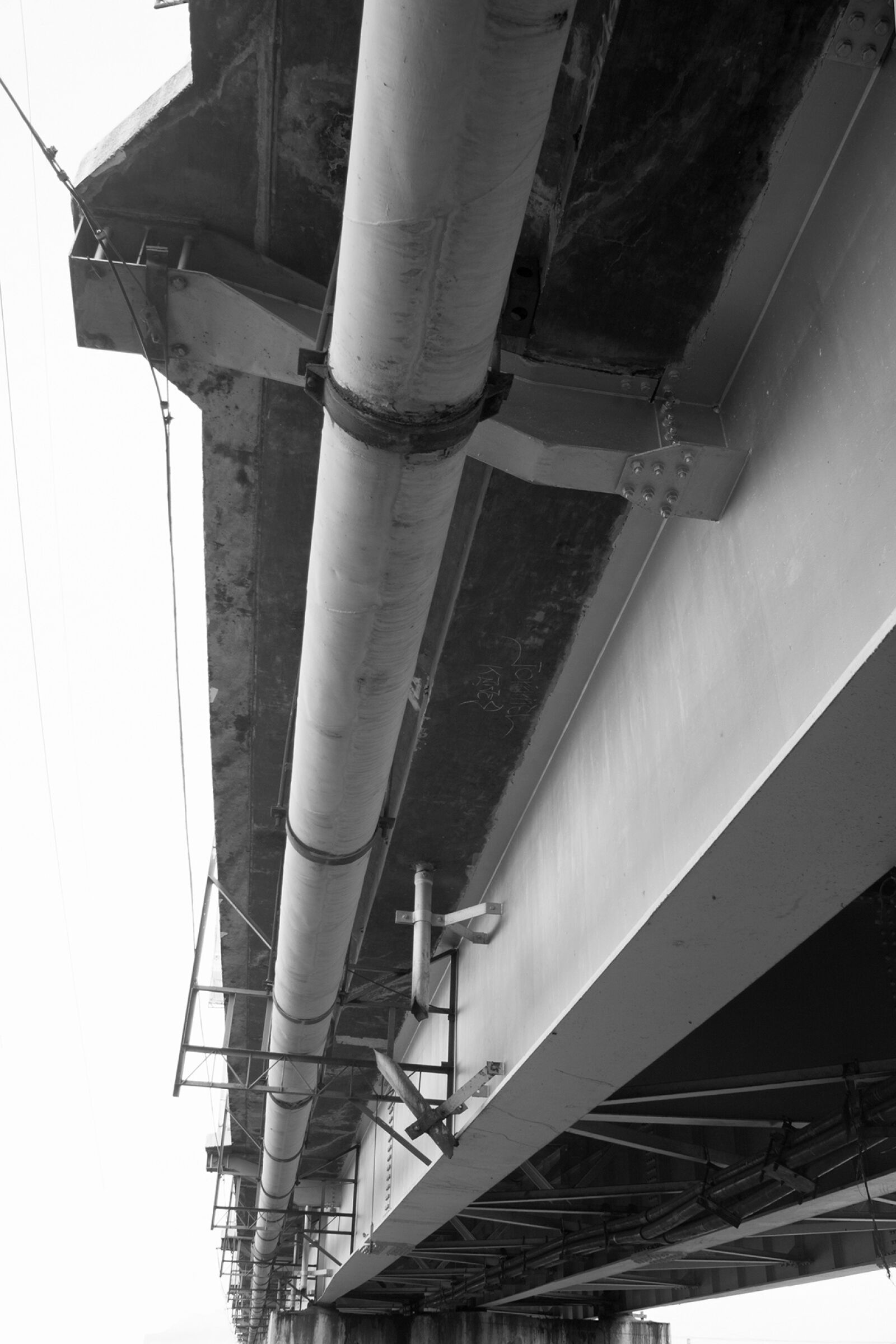 Canon EF-S 17-85mm F4-5.6 IS USM sample photo. Bridge, street, architecture photography