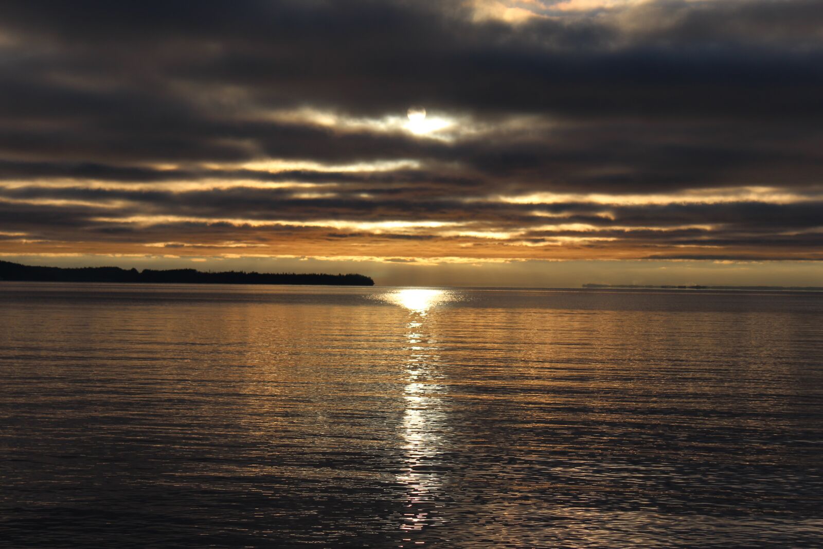 Canon EOS 1200D (EOS Rebel T5 / EOS Kiss X70 / EOS Hi) sample photo. Scenery, sunset, west coast photography