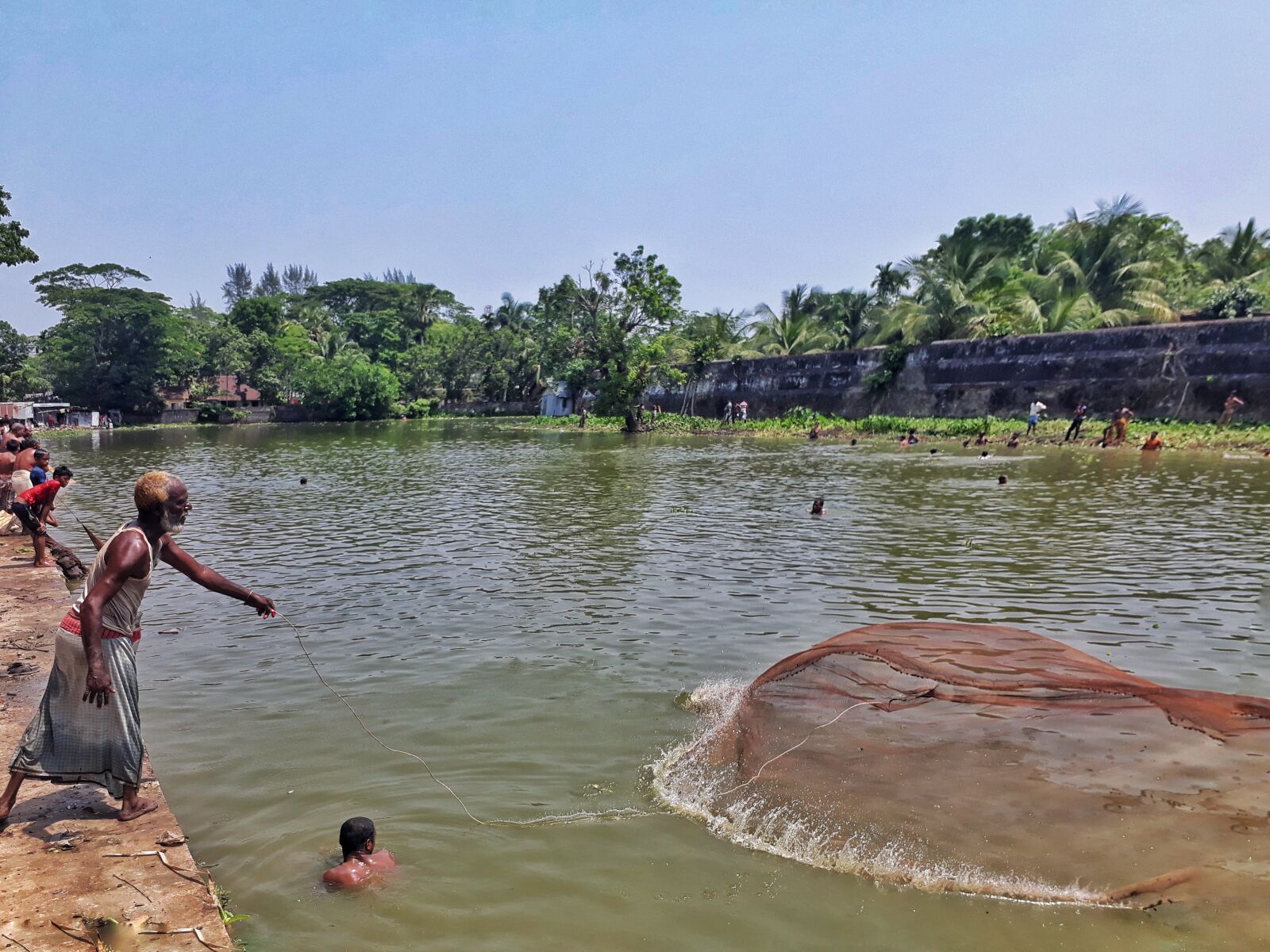 Samsung Galaxy J5 Prime sample photo. Fish, lake, river photography