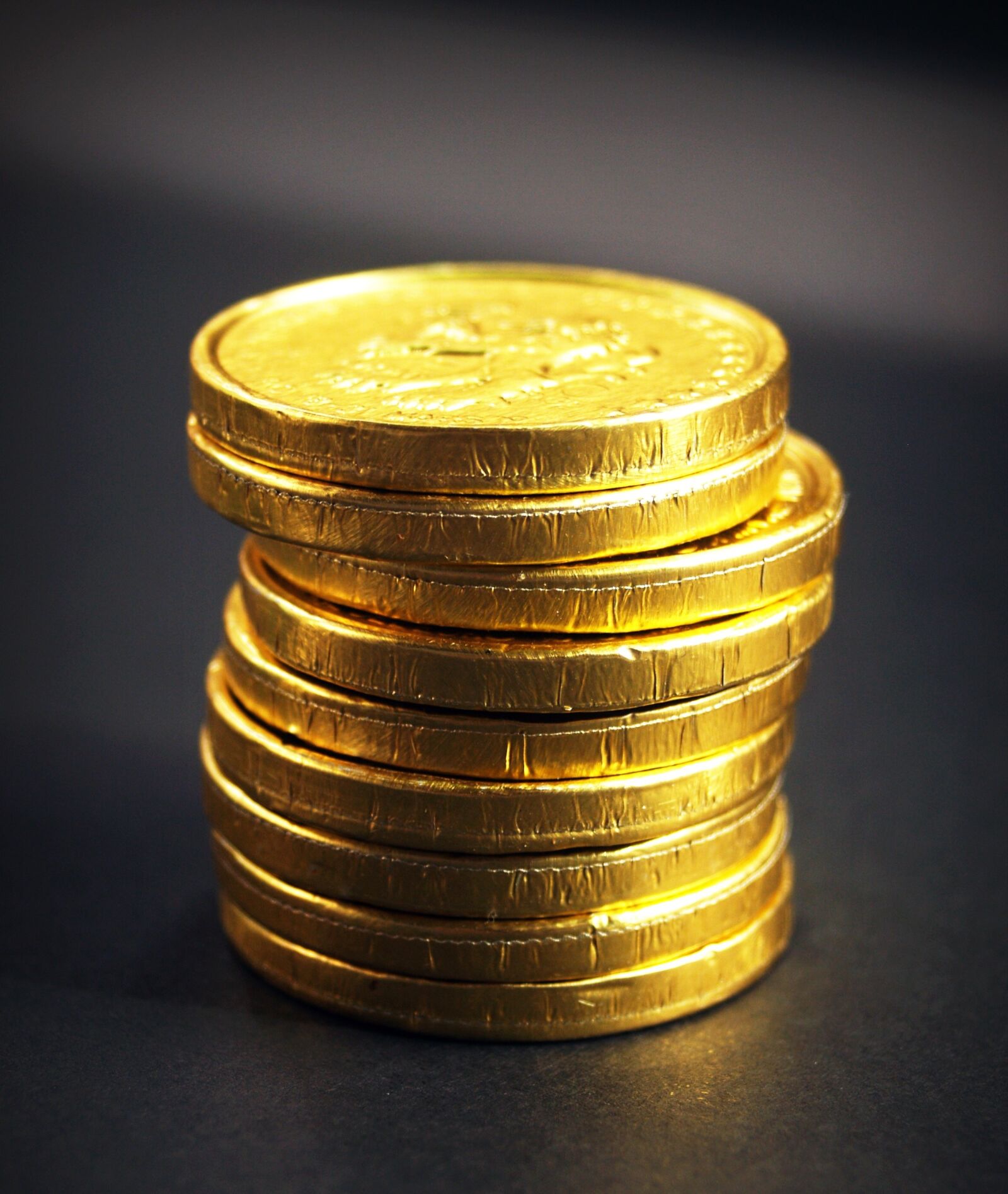 Olympus E-300 (EVOLT E-300) sample photo. Coin, stacked, stack photography