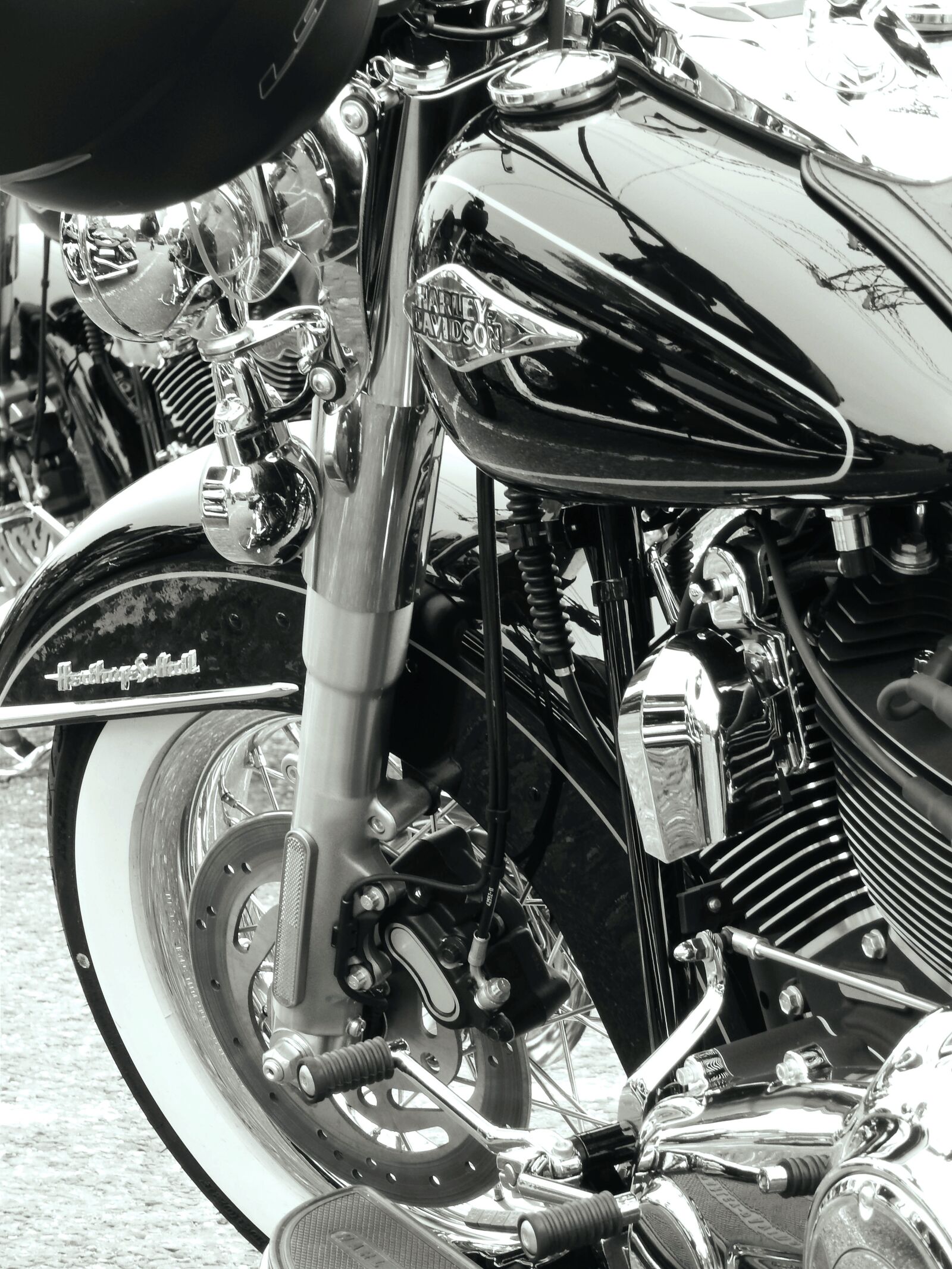 Nikon Coolpix L820 sample photo. Harley, motorbike, blackandwhite photography