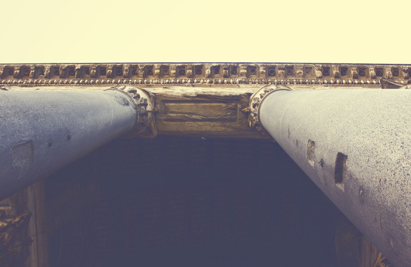 Canon EOS 550D (EOS Rebel T2i / EOS Kiss X4) sample photo. Antique, architecture, rome photography