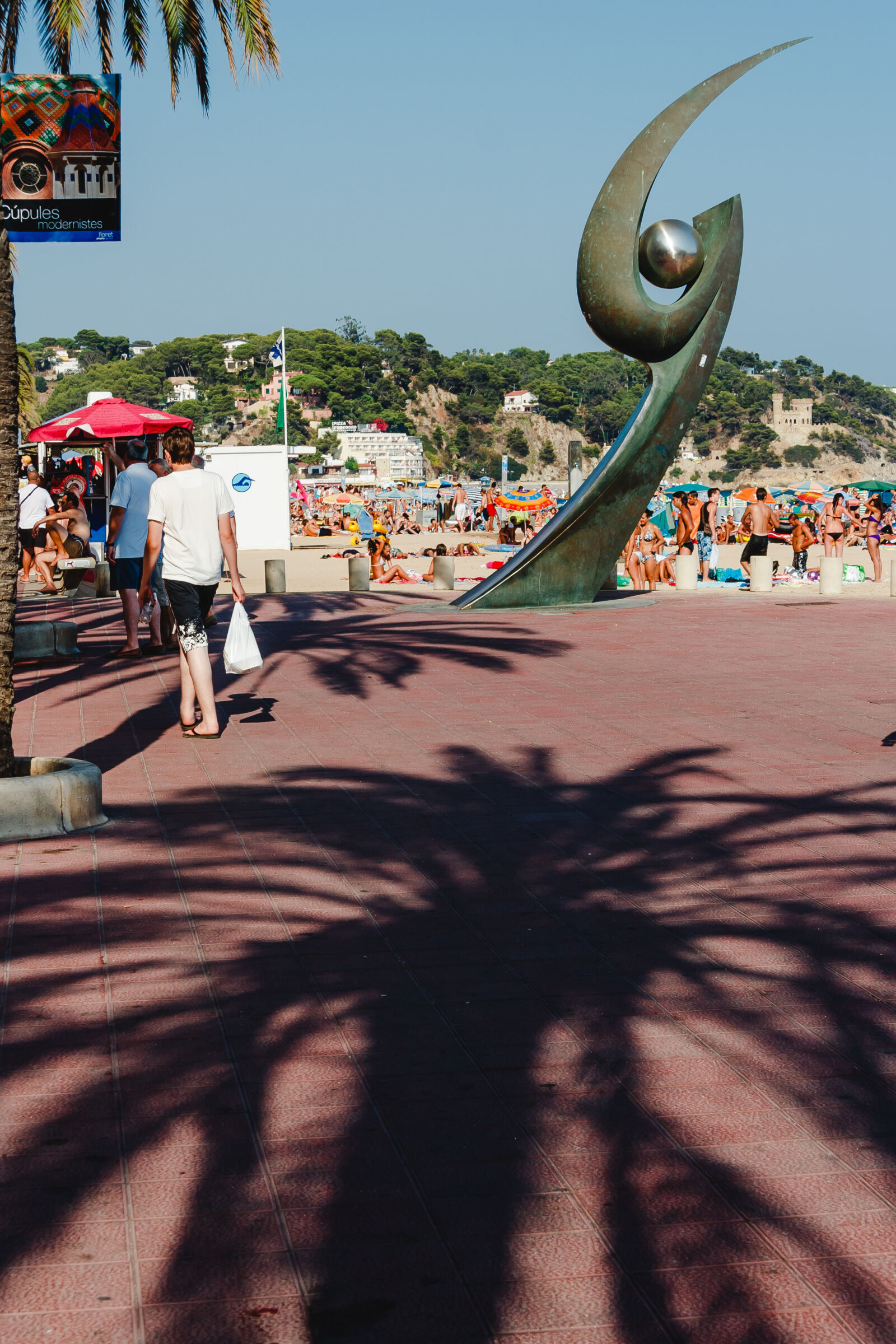 Canon EF-S 17-85mm F4-5.6 IS USM sample photo. Blue, catalonia, coast, costa photography