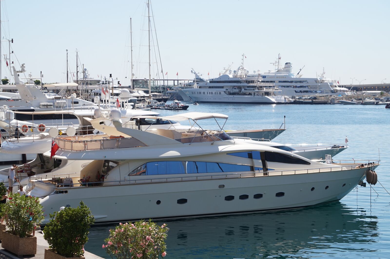 Sony Alpha a5000 (ILCE 5000) + Sony E 55-210mm F4.5-6.3 OSS sample photo. Port, water, sailing boat photography