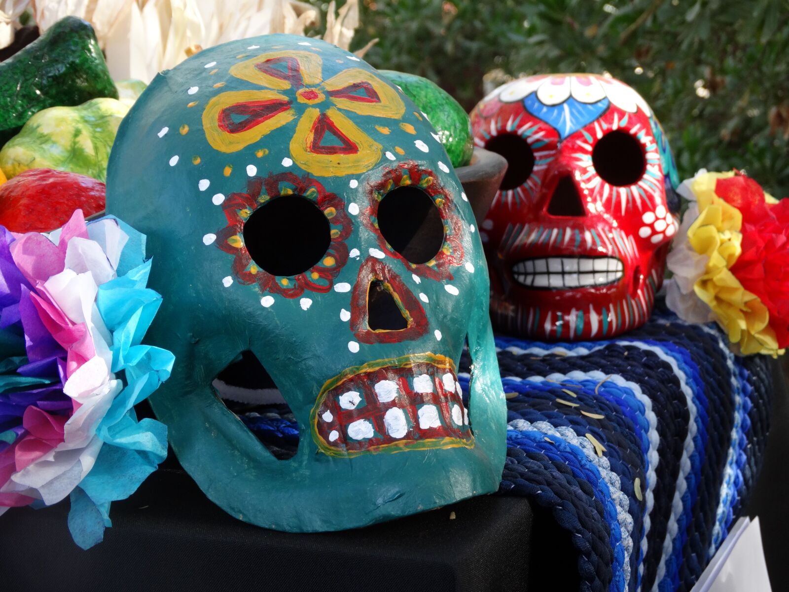 Sony Cyber-shot DSC-HX300 sample photo. Skulls, mexican, muertos photography