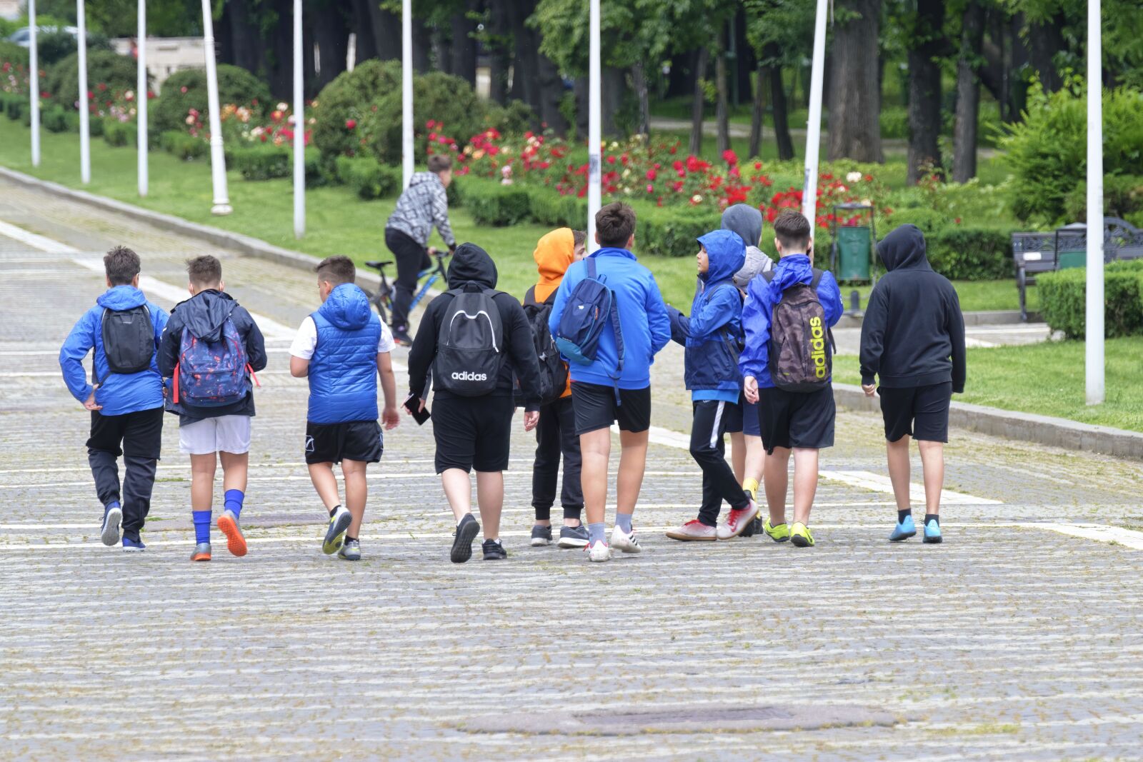 Nikon D5300 sample photo. Kids, backpacks, people photography