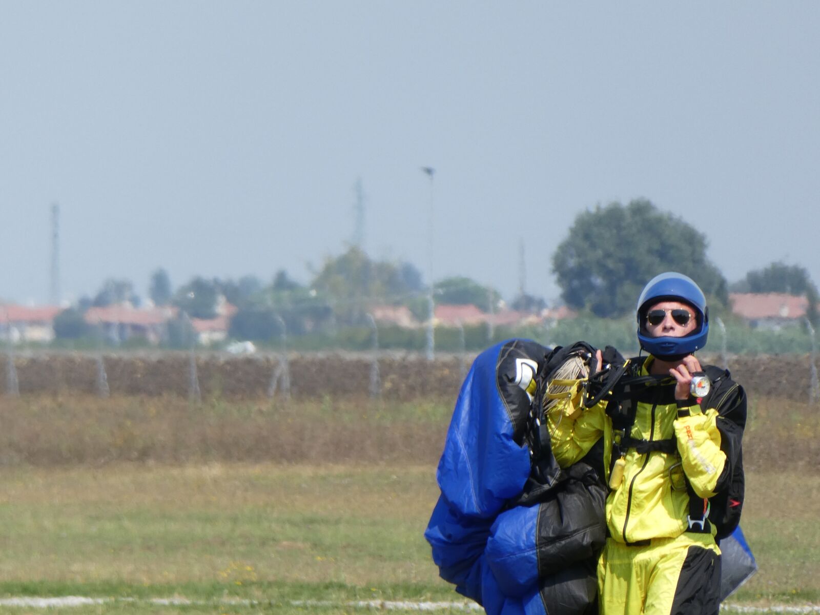 Panasonic DMC-TZ81 sample photo. Skydiving, fun, parachute photography