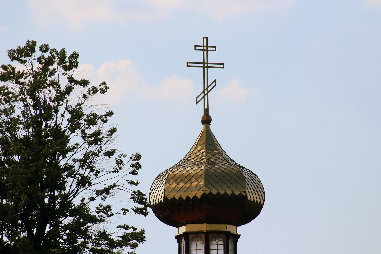Canon EOS 1200D (EOS Rebel T5 / EOS Kiss X70 / EOS Hi) sample photo. Orthodox church, the dome photography