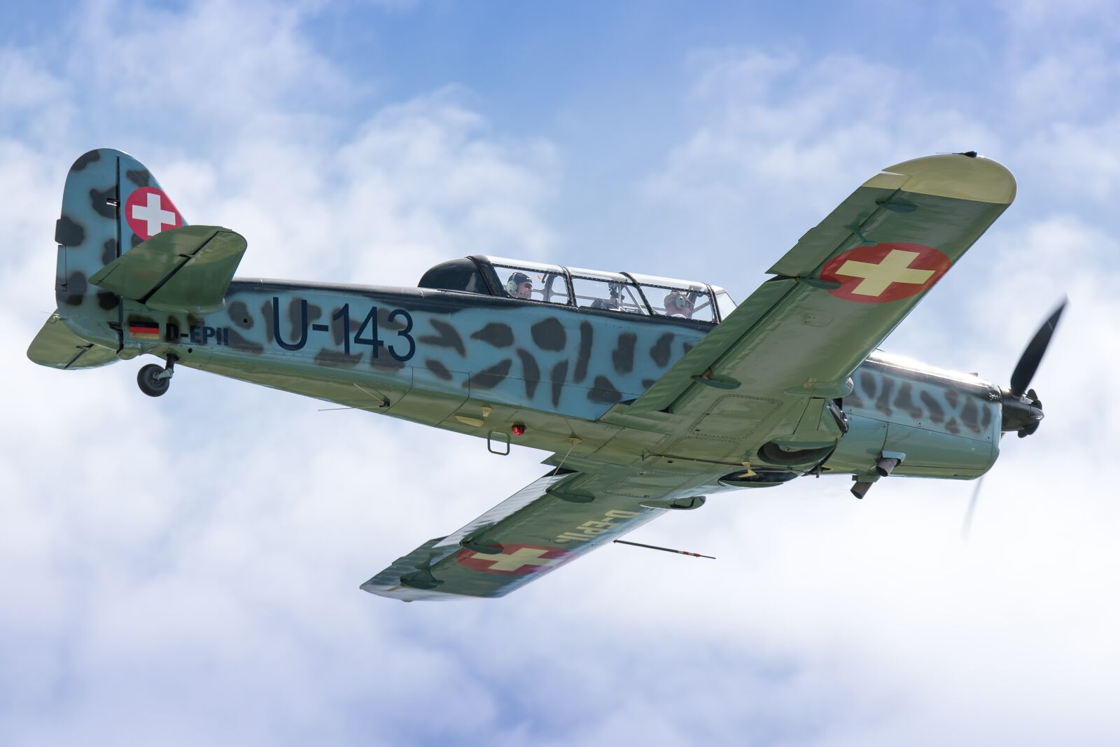 Nikon D750 sample photo. Pilatus p2, aircraft, propeller photography