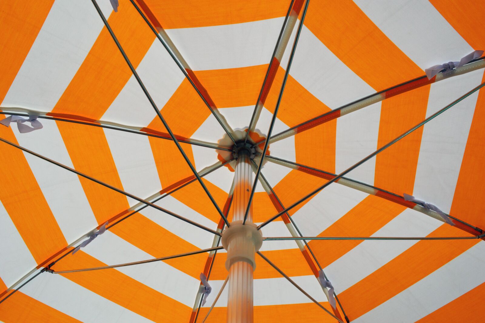 Nikon D3200 sample photo. Summer, umbrella, colorful photography