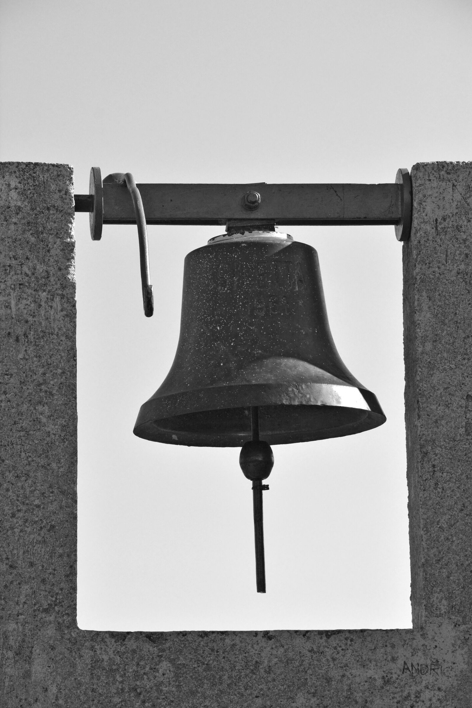 Nikon D5200 sample photo. Bell, church bell, bronze photography