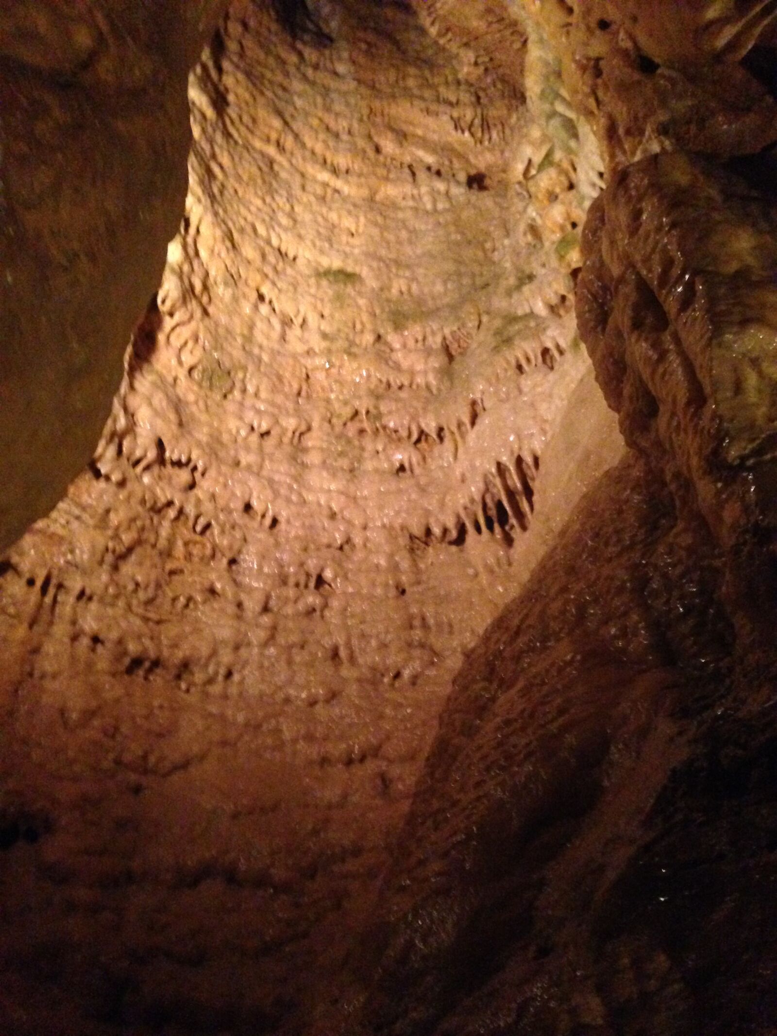 iPhone 5 back camera 4.12mm f/2.4 sample photo. Cave, stalactite, stalactites photography