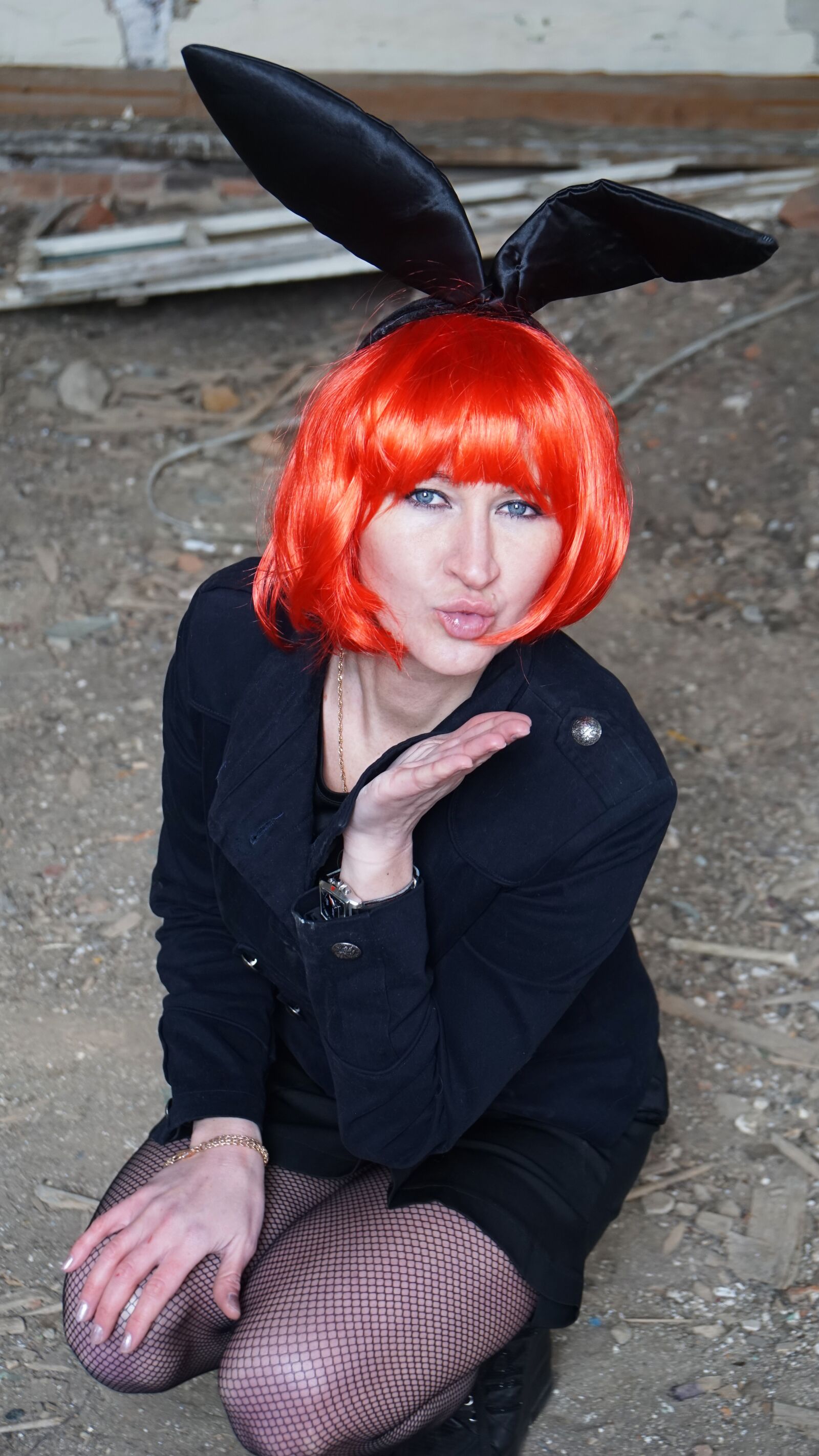Sony a6000 + Sony Vario-Tessar T* E 16-70mm F4 ZA OSS sample photo. Girl, wig, ears photography