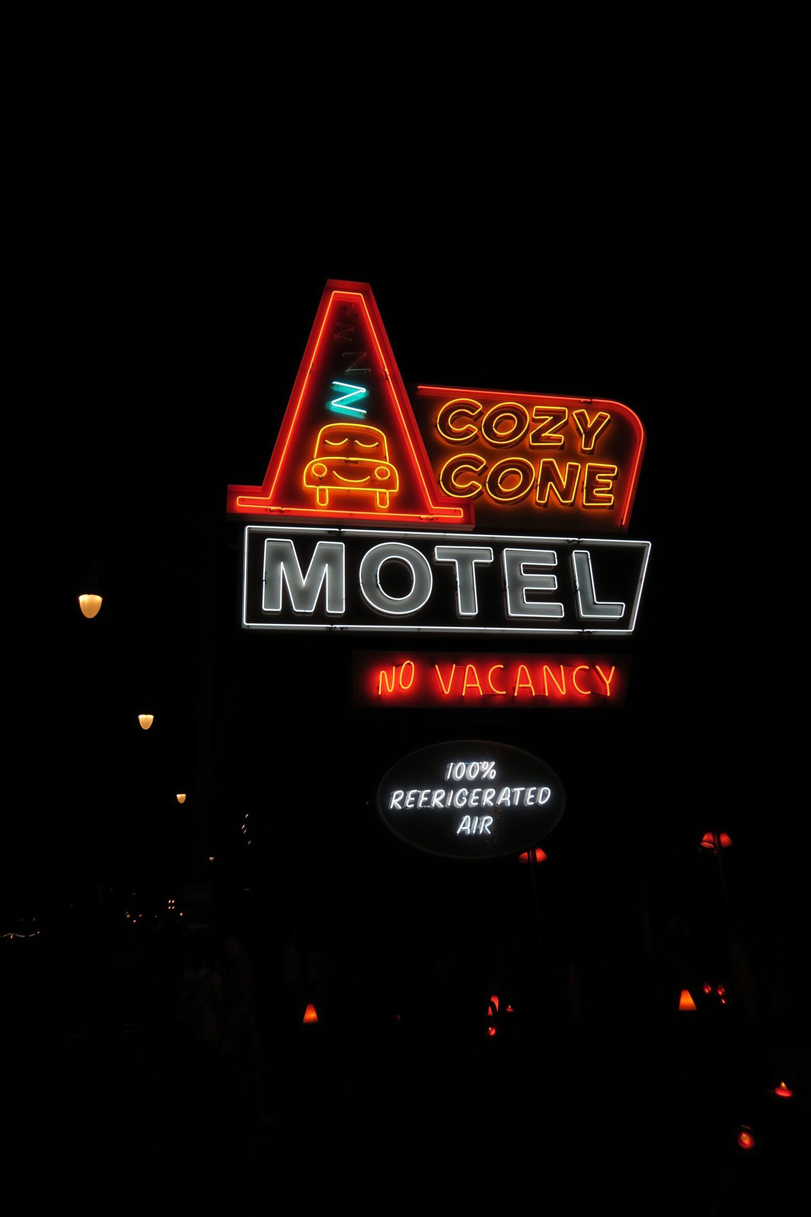 Canon PowerShot G7 X sample photo. Cozy cone, disneyland, racers photography
