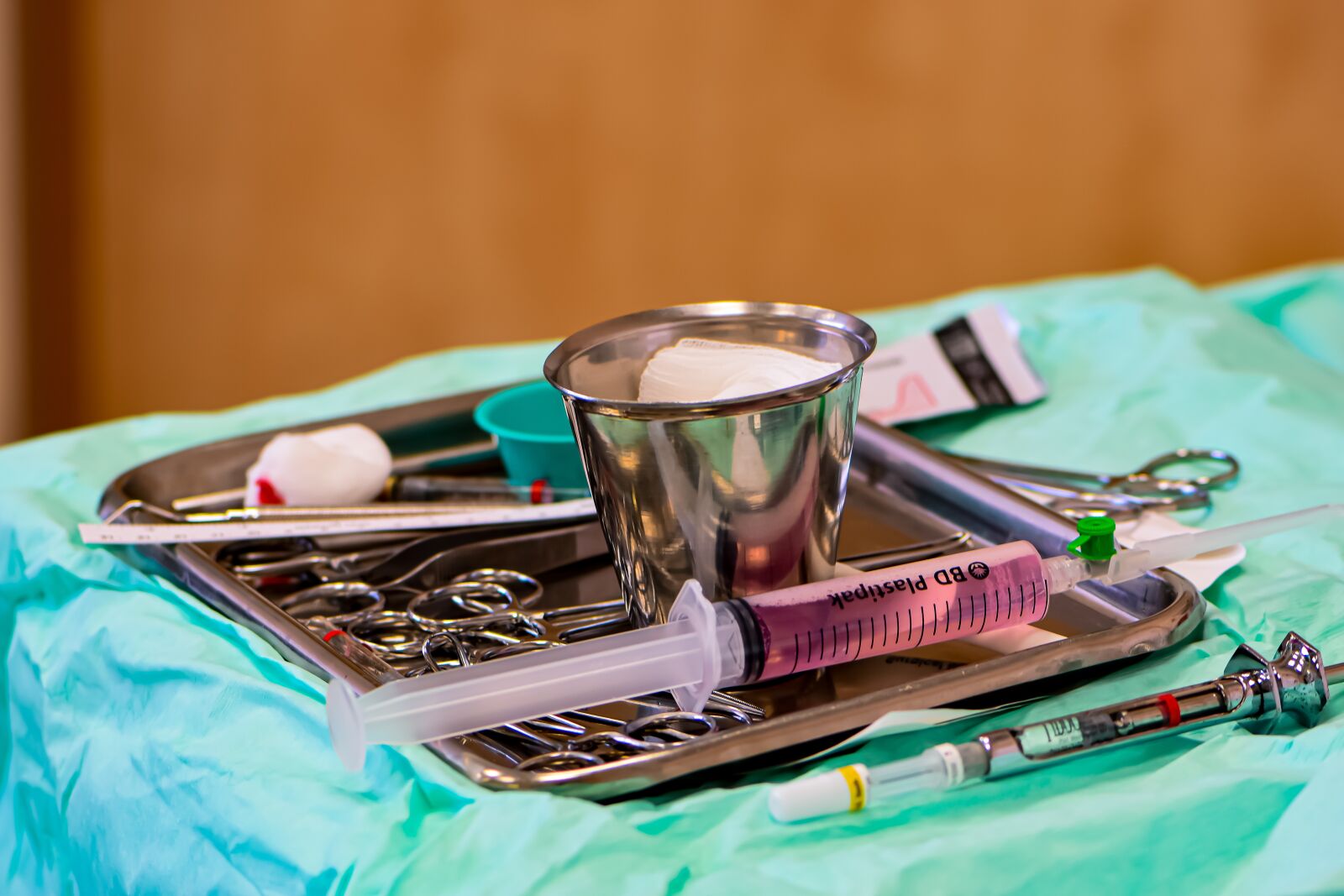 Nikon D5600 sample photo. Surgery, anesthesia, syringe photography