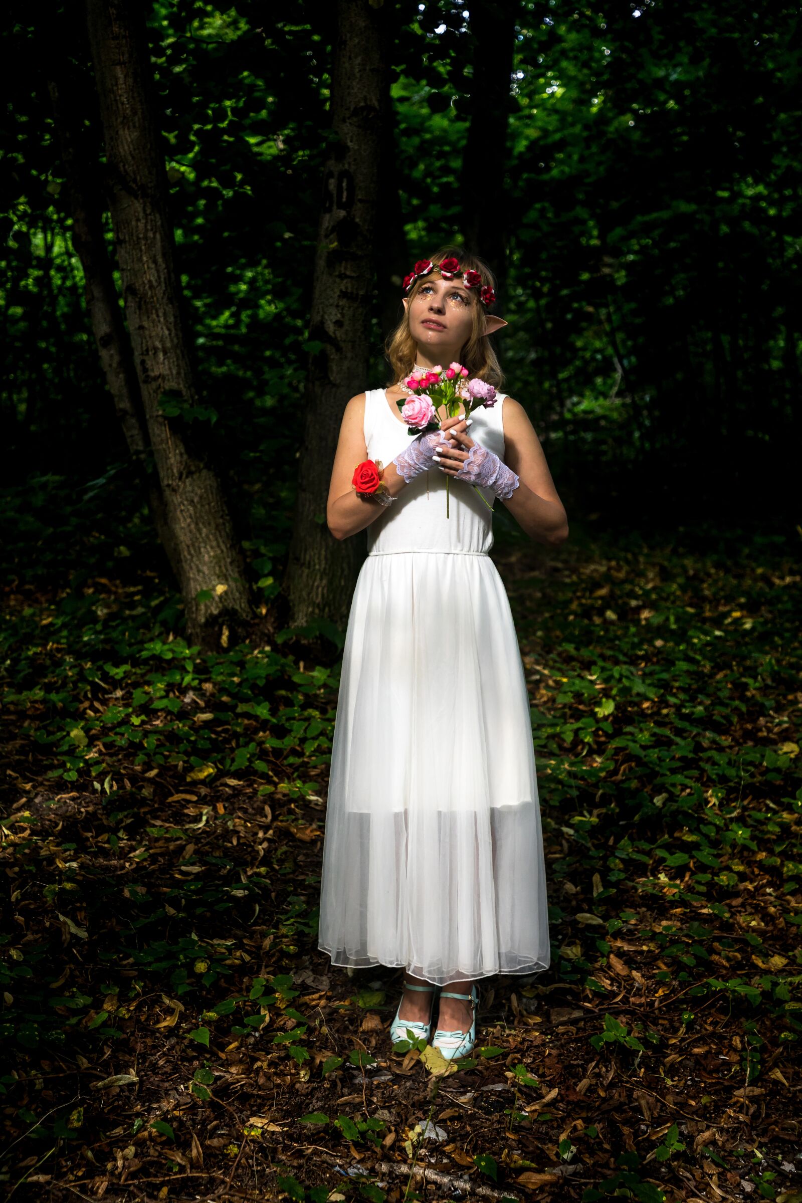 Canon EF 24-105mm F4L IS II USM sample photo. Elf, forest, bouquet photography