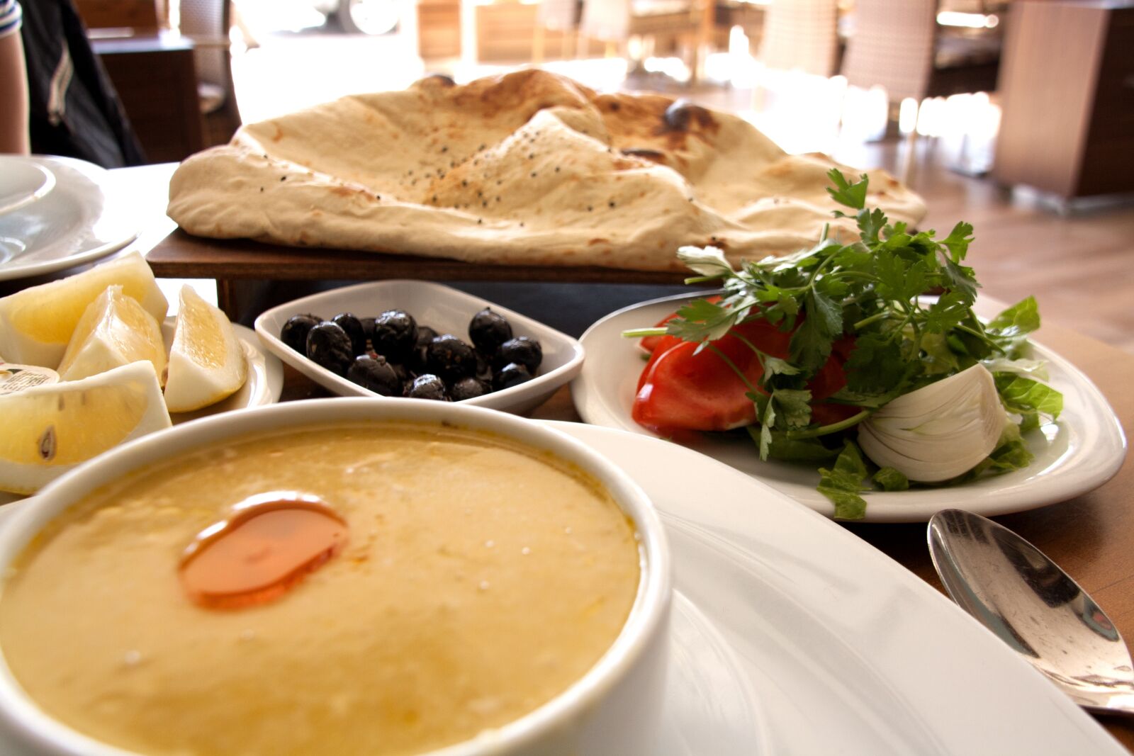 Canon EOS 1000D (EOS Digital Rebel XS / EOS Kiss F) sample photo. Turkish food, soup, meze photography