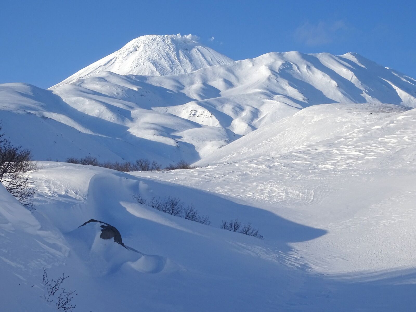 Sony DSC-HX400 sample photo. Mountains, winter, snow photography