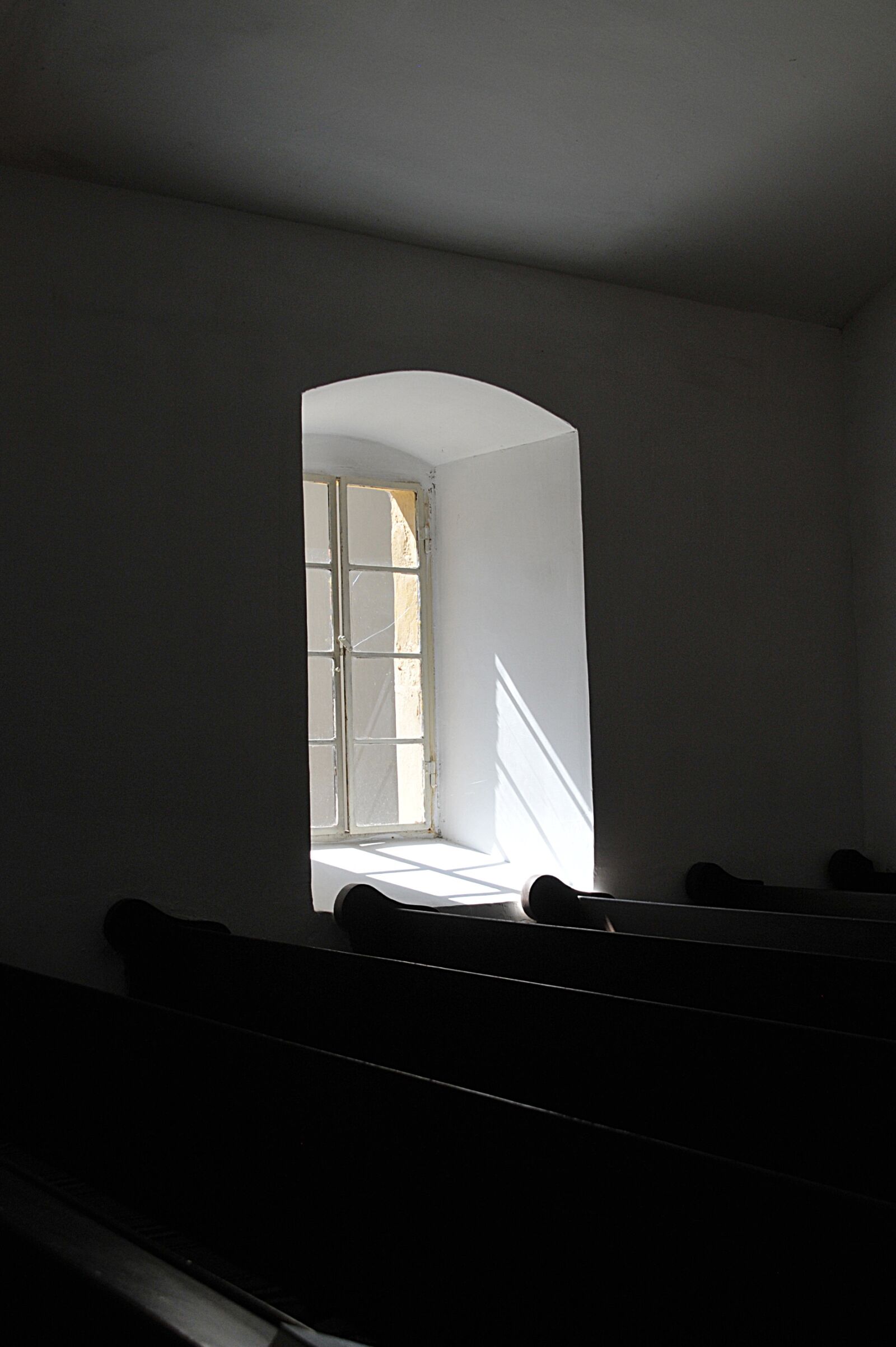 Nikon D3200 sample photo. Window, church, light photography
