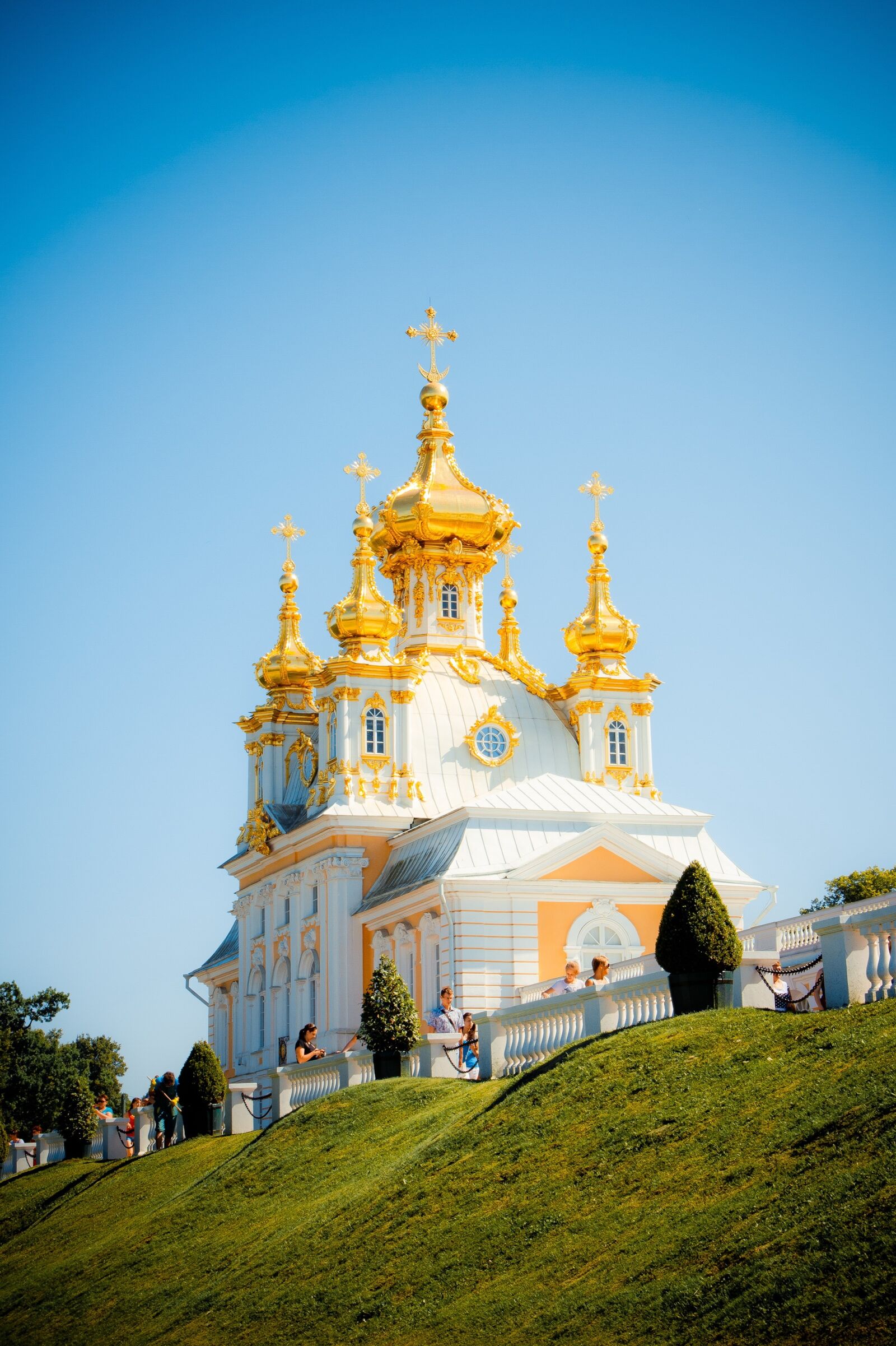 Canon EOS 7D sample photo. Peterhof, church, the church photography