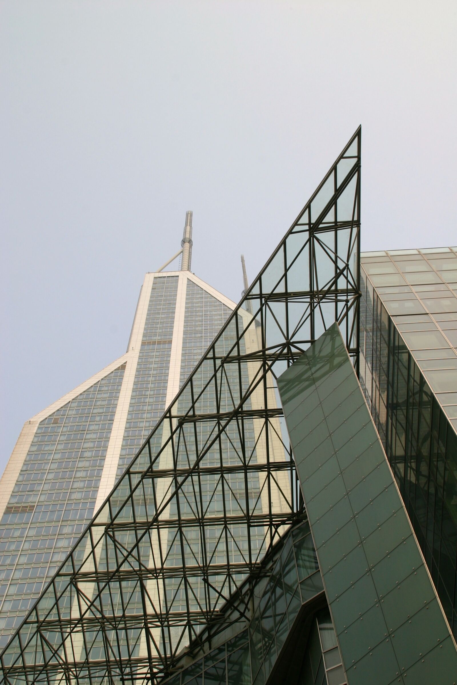 Canon EOS 10D sample photo. Facade, glass, stone photography