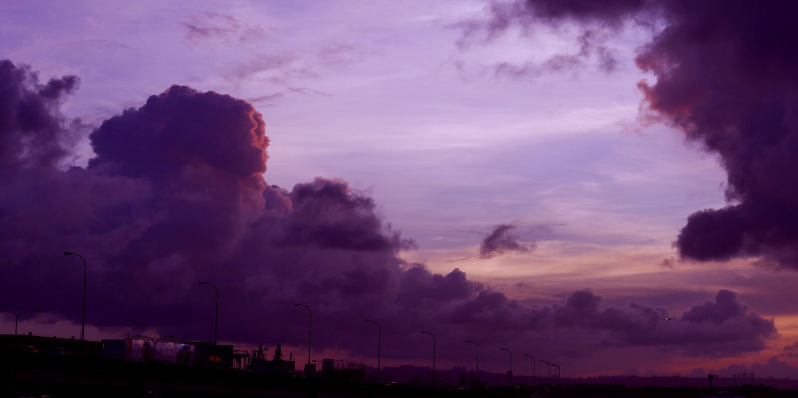 Panasonic Lumix DMC-G85 (Lumix DMC-G80) sample photo. Wide-angle, sky, the evening photography