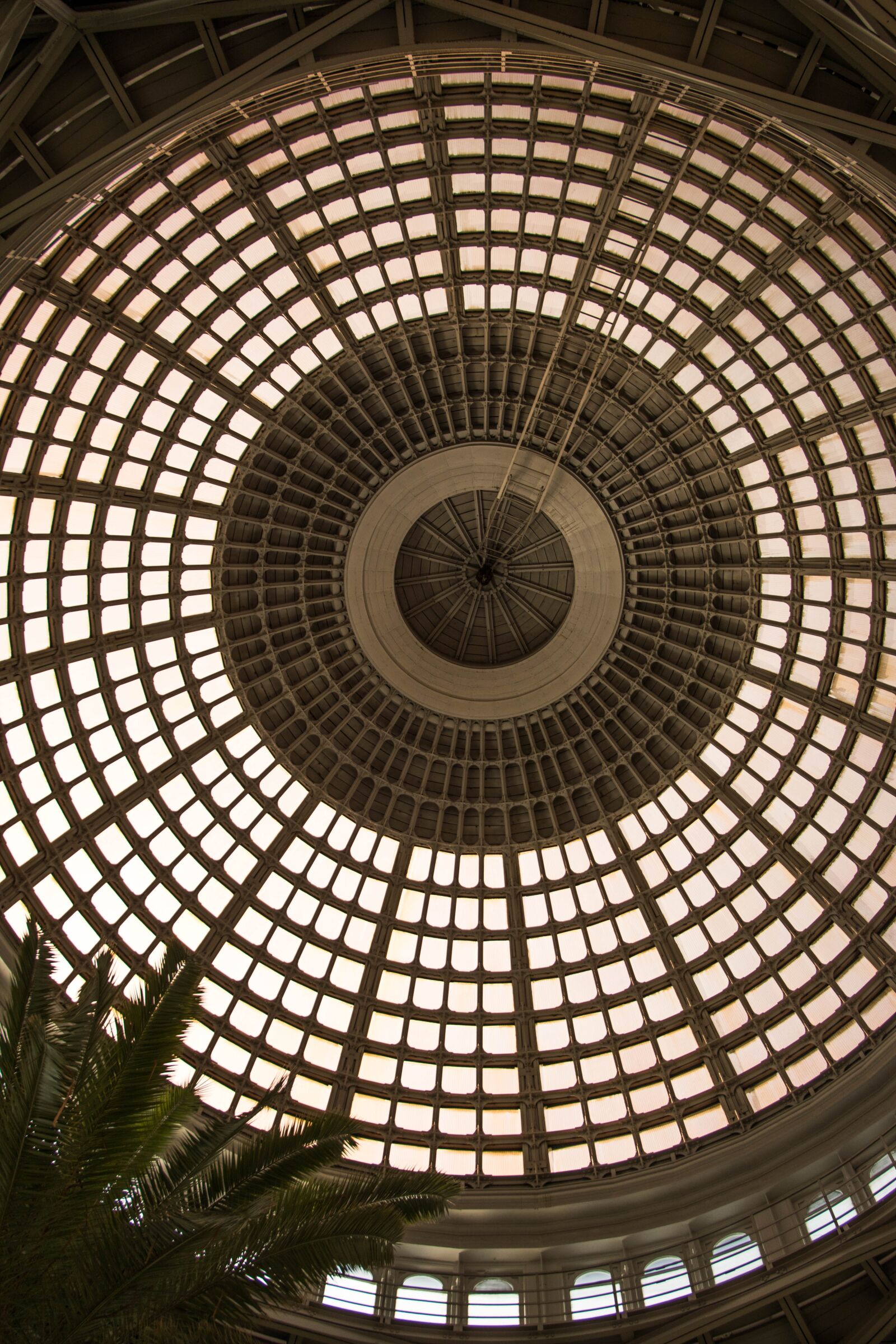 Canon EOS 80D sample photo. Roof, building, museum photography