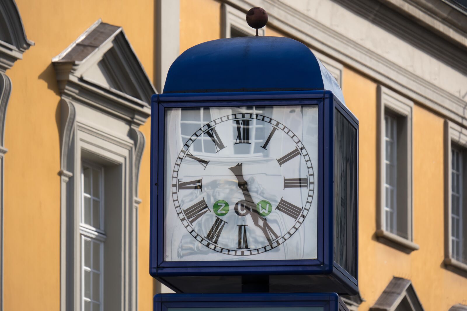 Canon PowerShot G3 X sample photo. Clock, time, time of photography