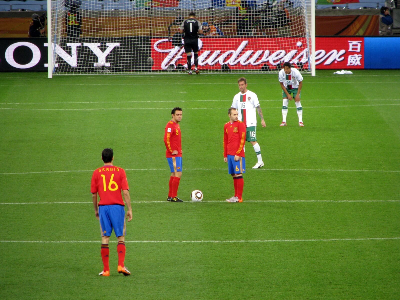 Canon POWERSHOT S5 IS sample photo. World cup 2010, spain, portugal photography