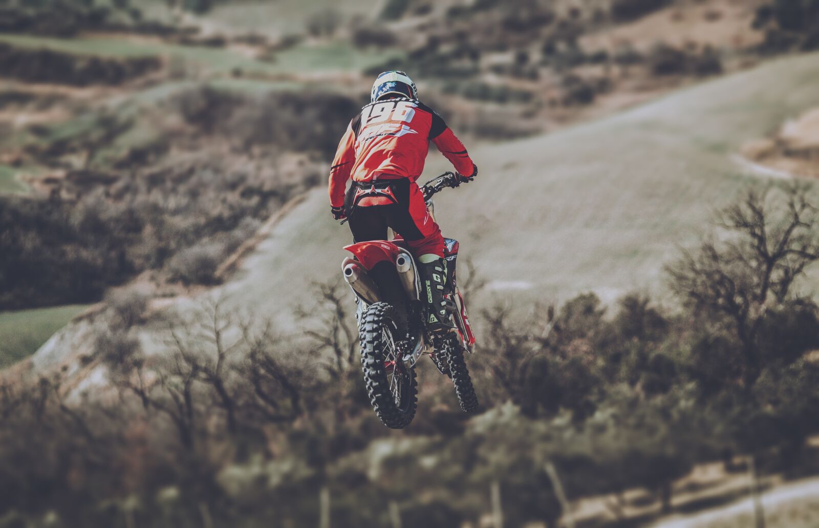 Tamron 70-210mm F4 Di VC USD sample photo. Motocross, moto, jump photography