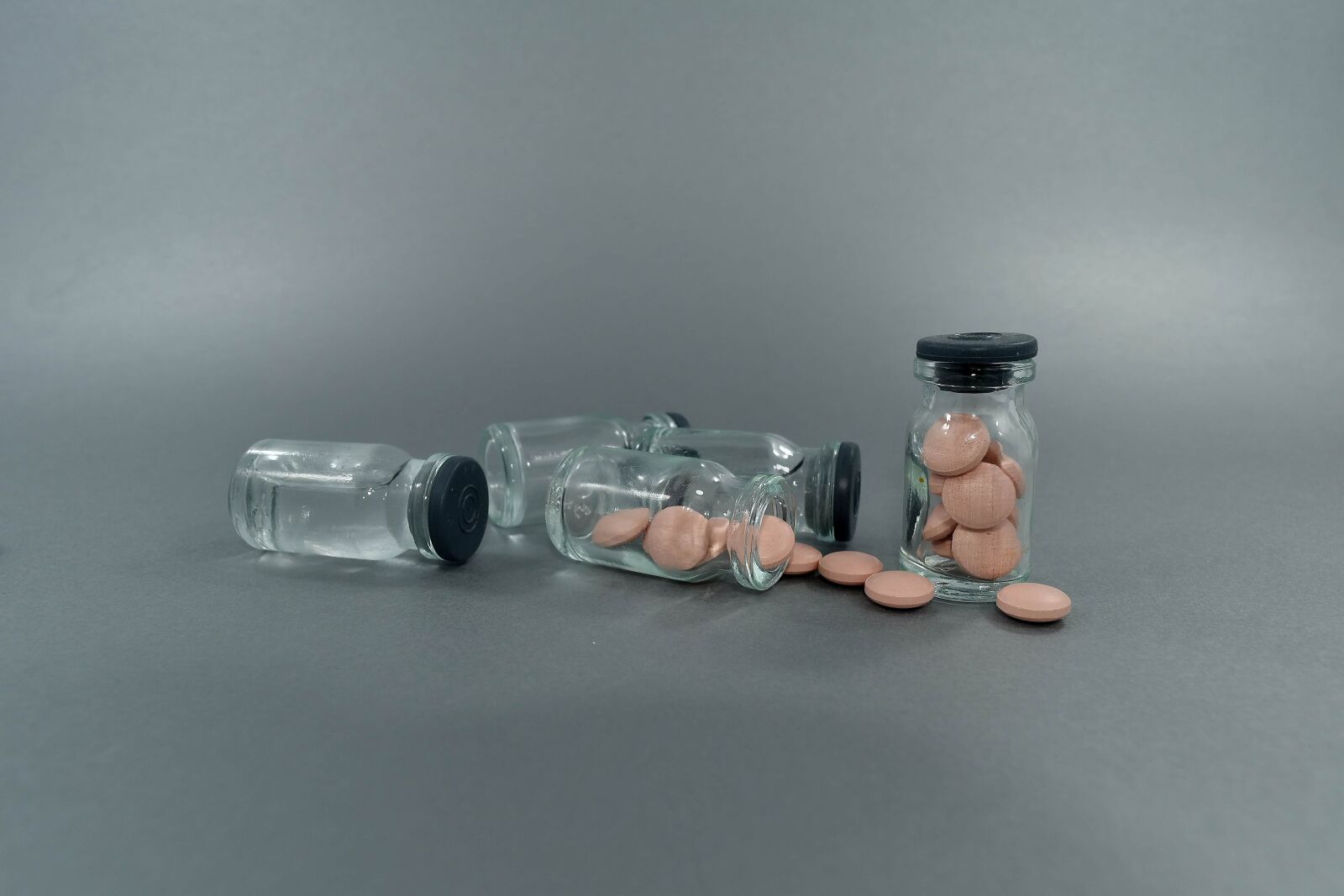 Nikon D5500 sample photo. Bottles, drugs, medication, pills photography