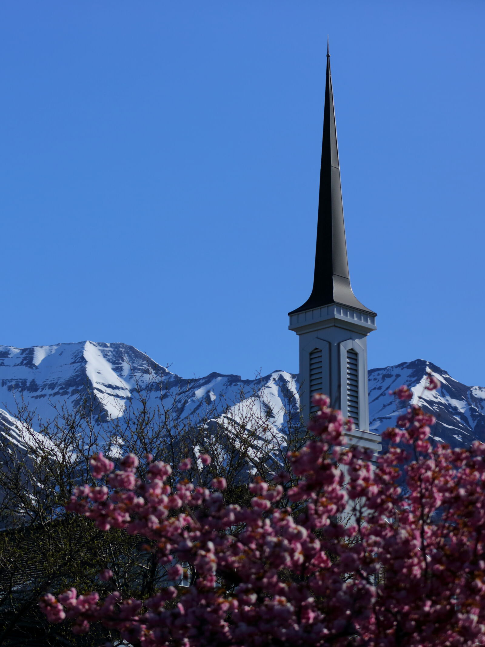 Canon EOS 5D Mark III sample photo. Blue, sky, church, mountains photography