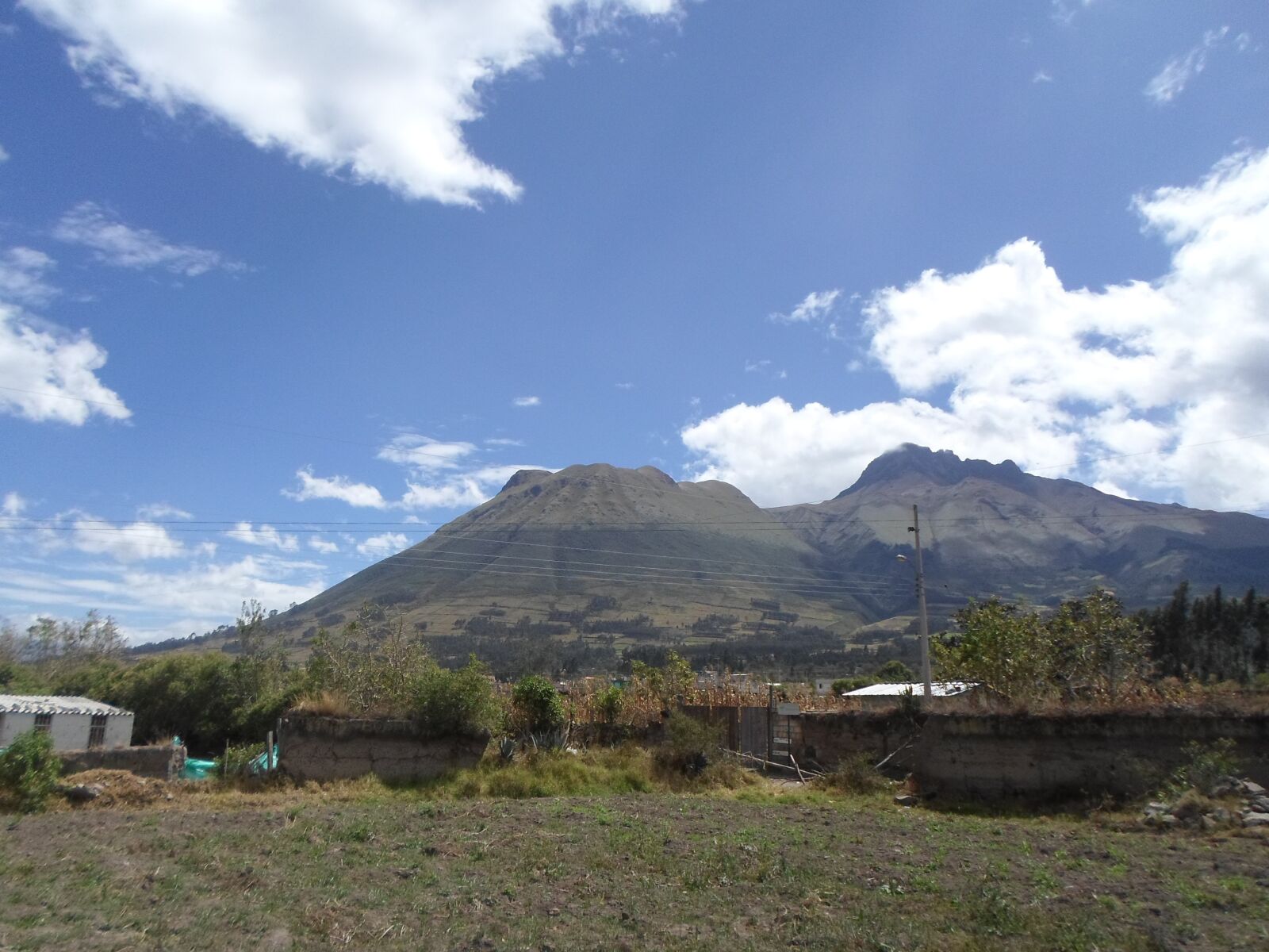 Samsung ES95 sample photo. Landscape, soil, mountain photography
