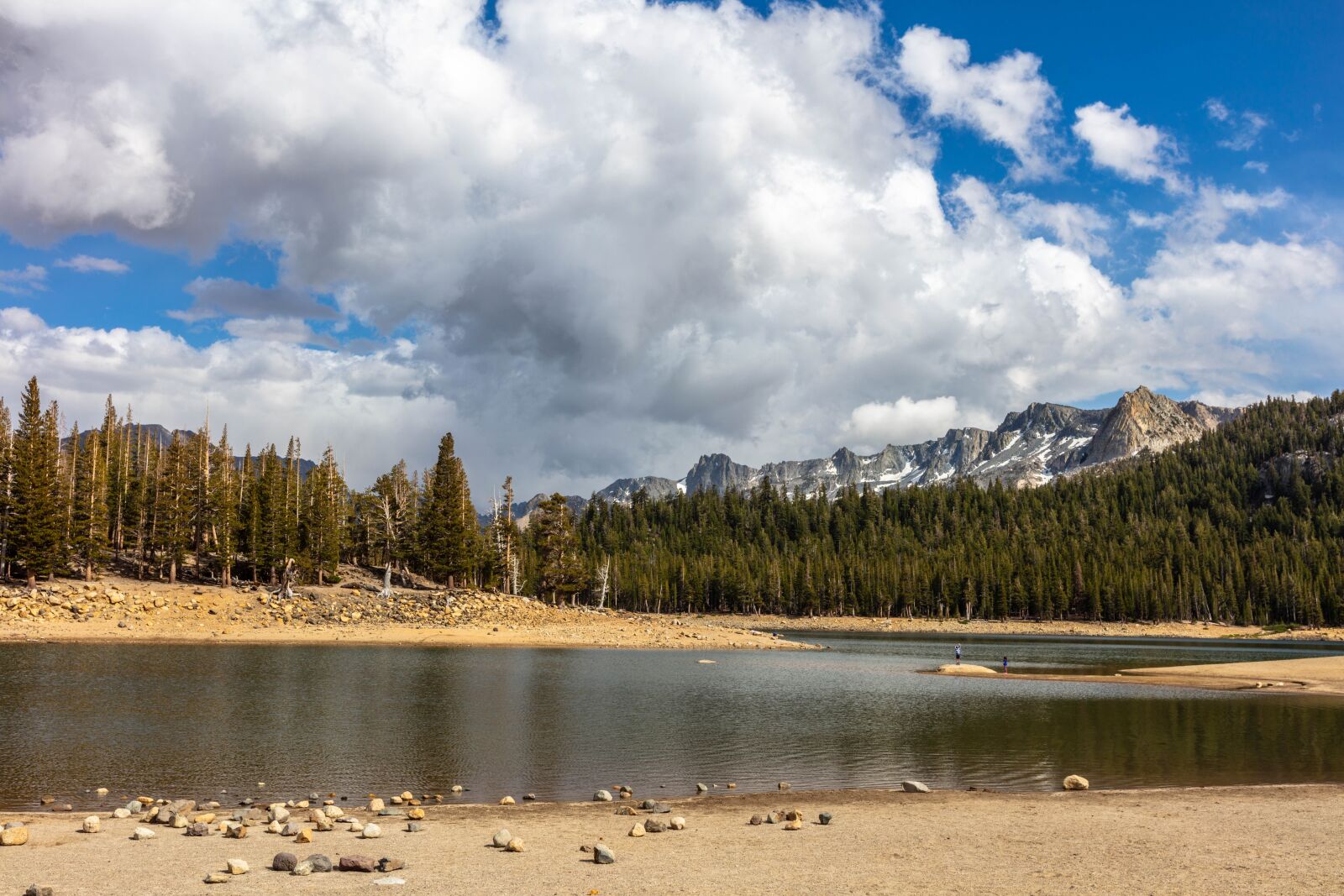 Canon EF 16-35mm F2.8L II USM sample photo. Lake, mountains, clouds photography