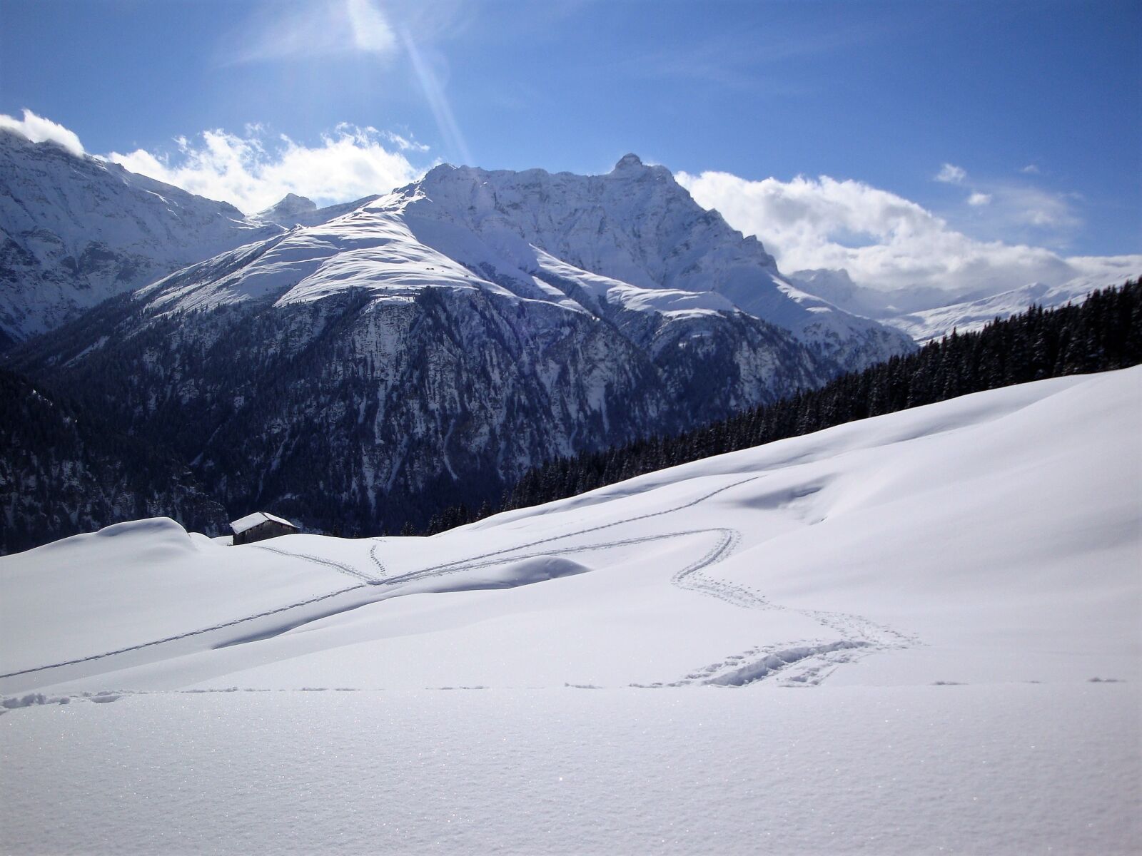 Sony Cyber-shot DSC-W170 sample photo. Snow, mountain, winter photography