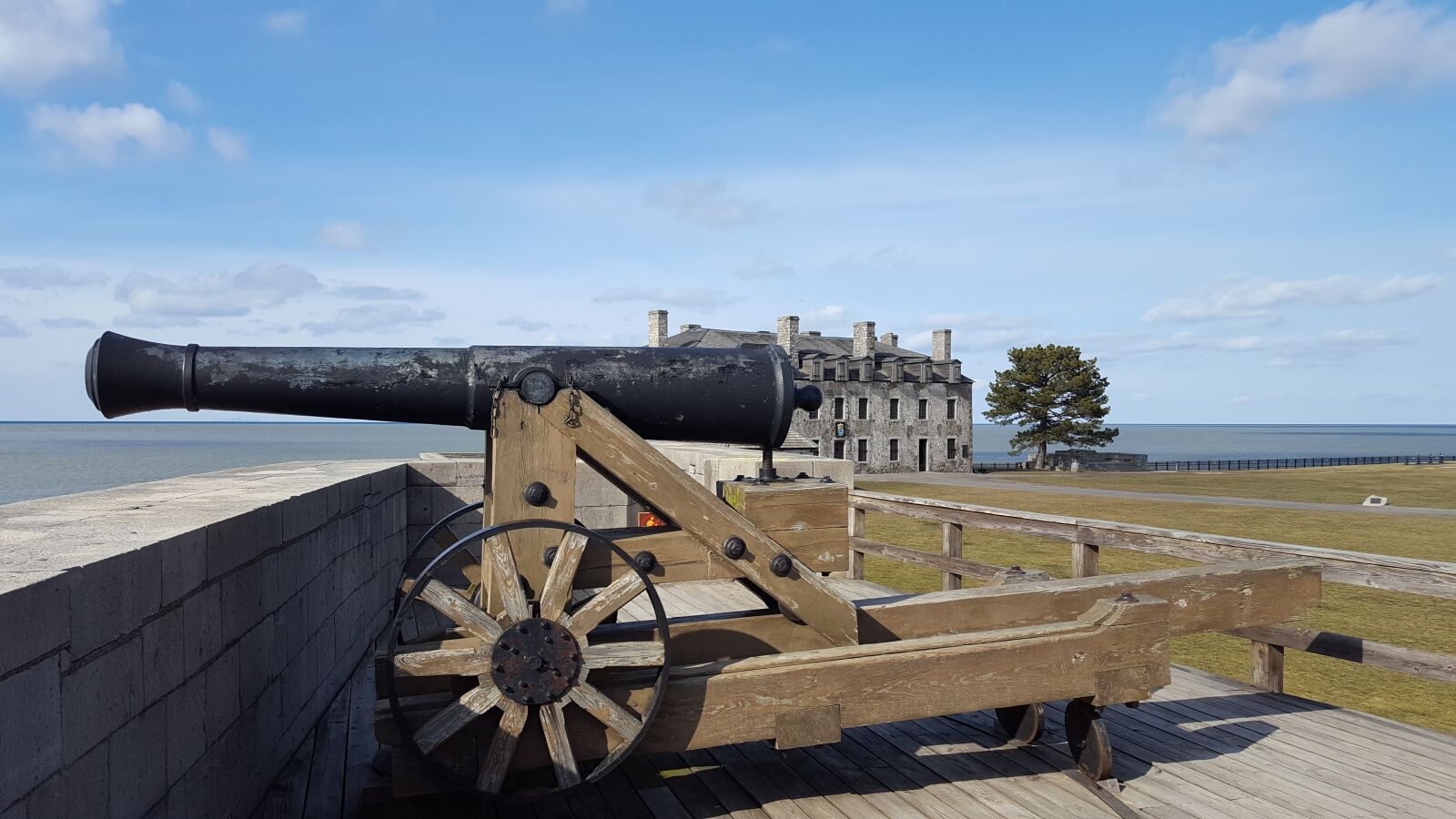 Samsung Galaxy S6 sample photo. Fort, cannon, landscape photography