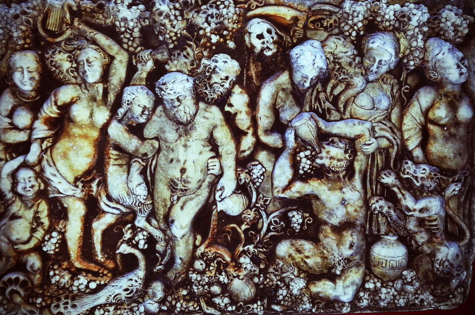 Samsung Galaxy Note2 sample photo. Devil, orgy, statue photography