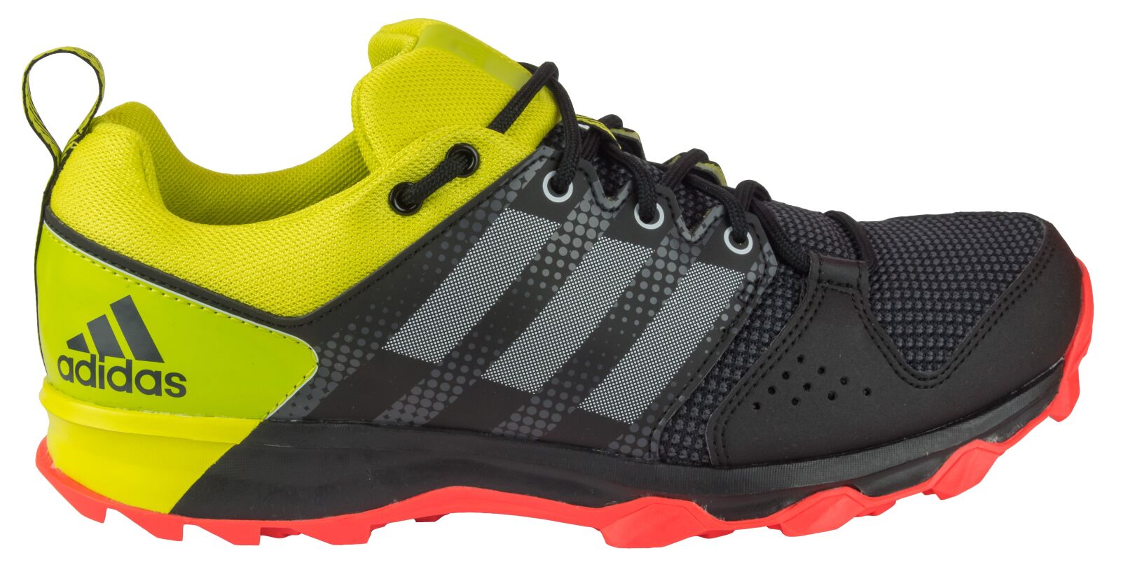 Nikon D7200 sample photo. Boots, adidas, run photography