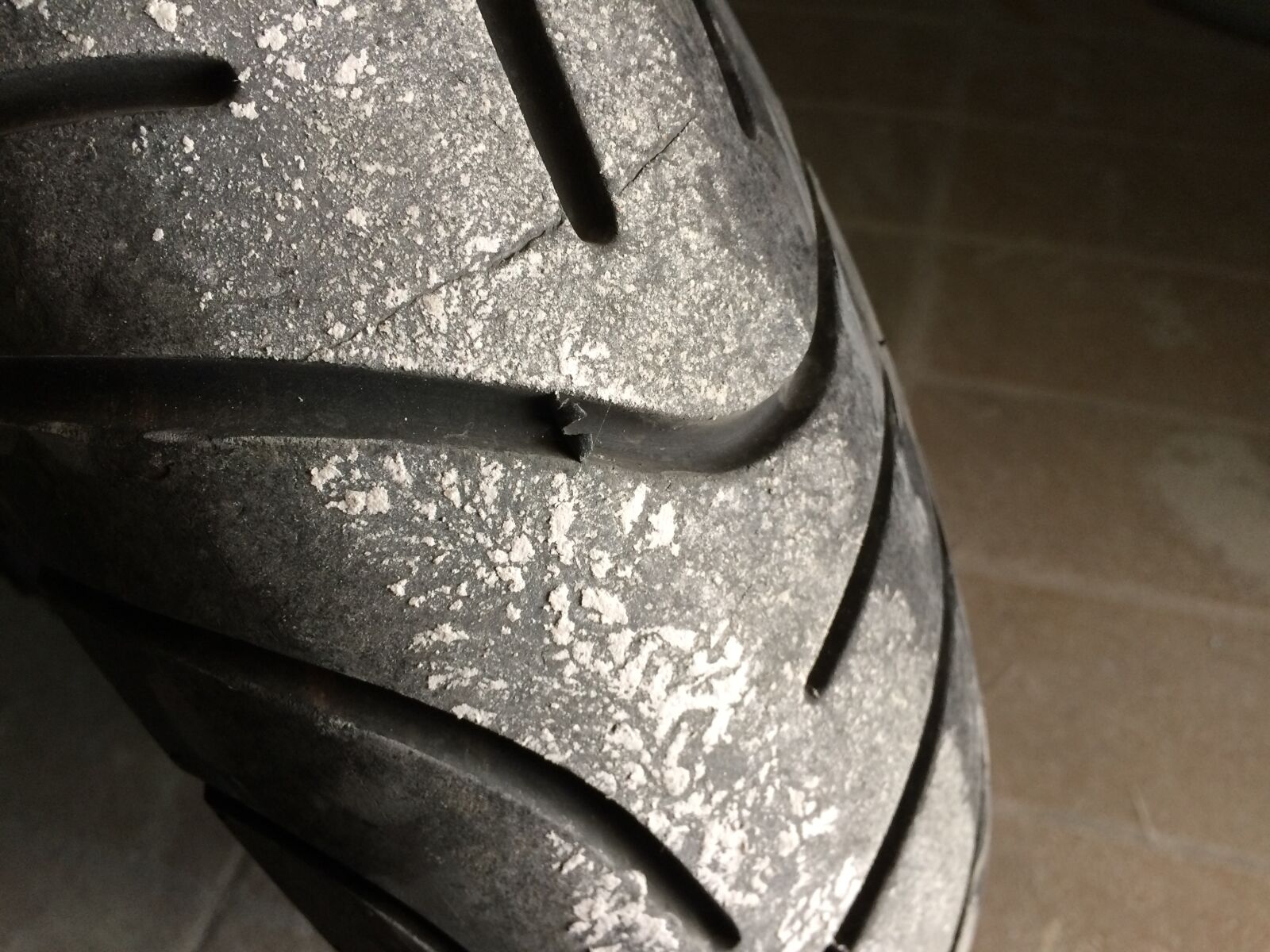 iPhone 5s back camera 4.15mm f/2.2 sample photo. Rubber, rim, scooter photography