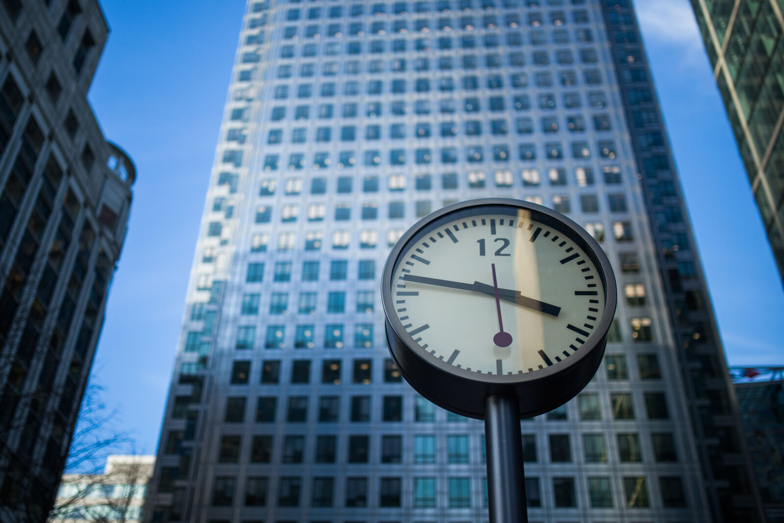 Canon EOS 6D + Sigma 35mm F1.4 DG HSM Art sample photo. Building, time, window, clock photography