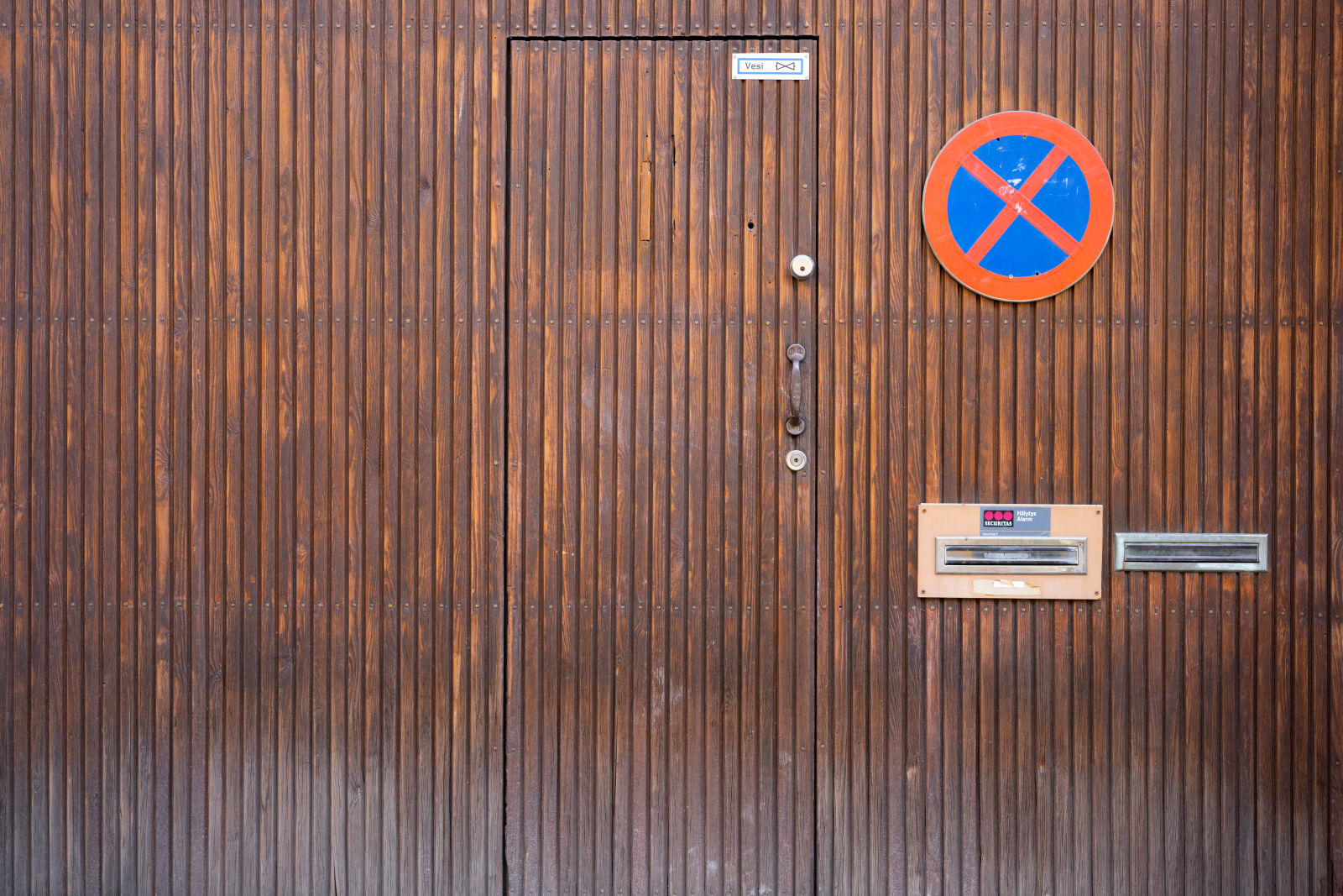 Sony a7R IV sample photo. Wooden doorway photography
