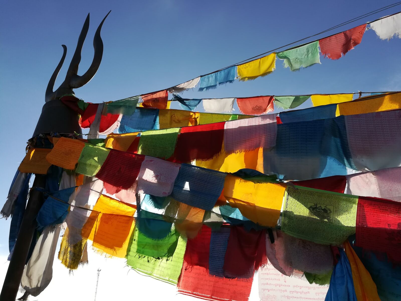 HUAWEI honor 6x sample photo. Prayer flags, religion, minor photography