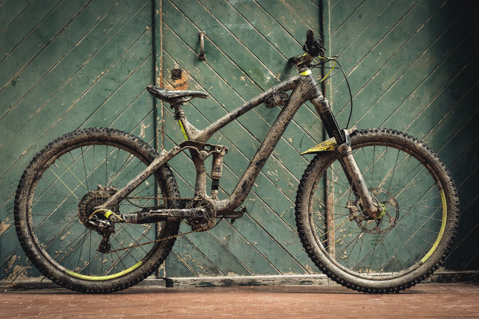 Sony a6300 + Sony E PZ 18-105mm F4 G OSS sample photo. Bike, enduro, extreme photography