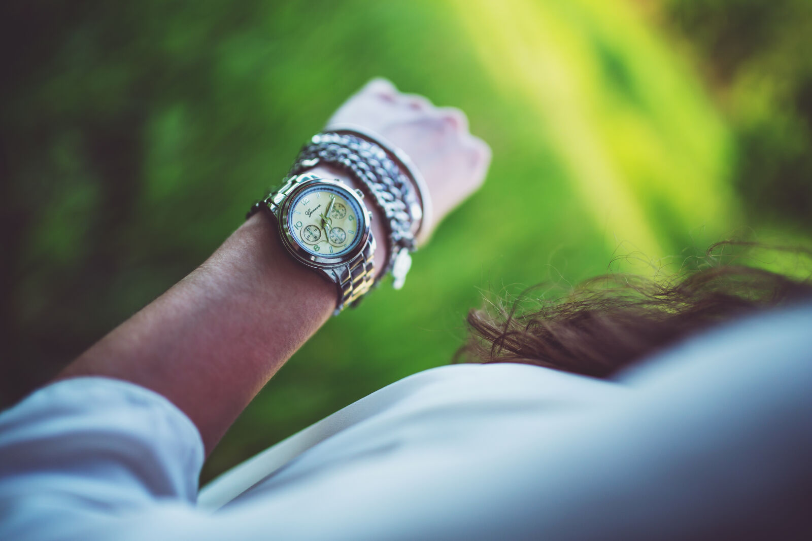 Canon EOS 6D + Sigma 35mm F1.4 DG HSM Art sample photo. Silver, watch, on, the photography