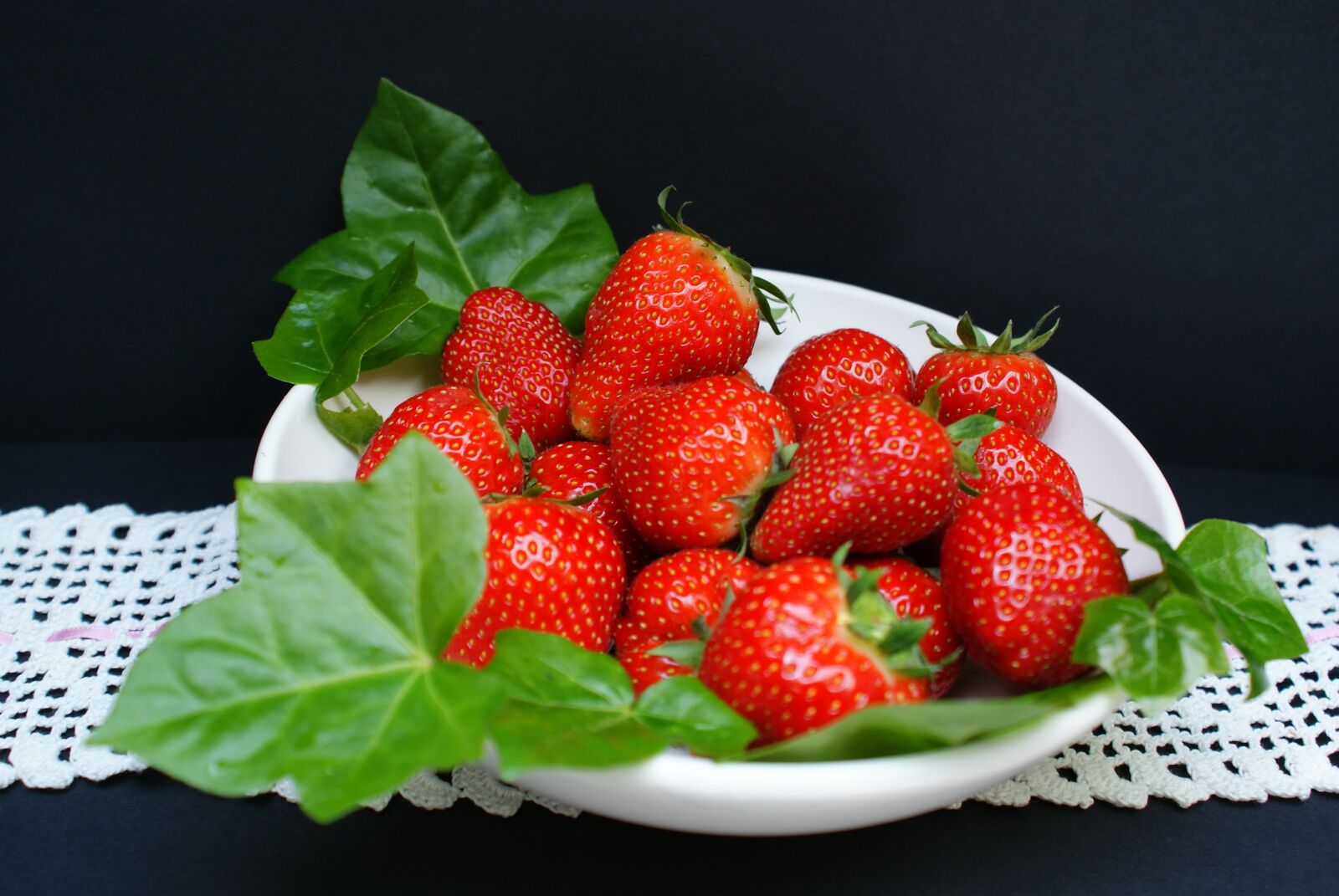 Sony Alpha DSLR-A300 sample photo. Strawberries, sweet, jam photography