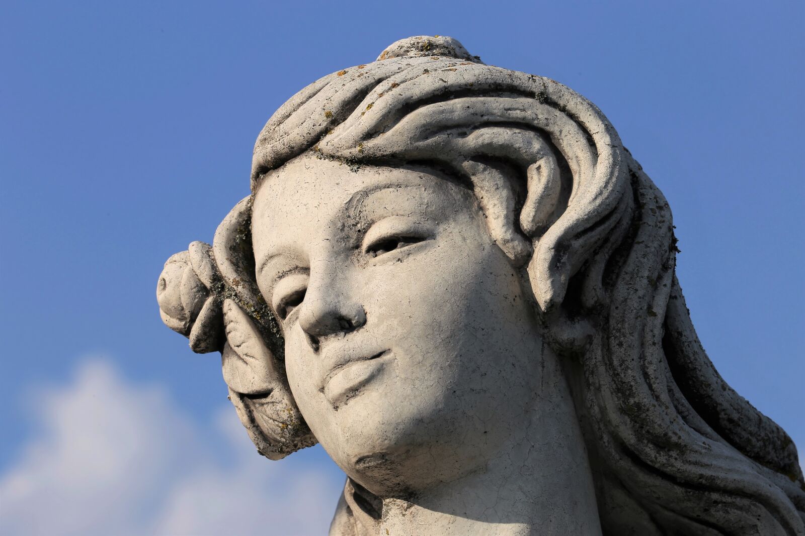 Canon EF 70-300 F4-5.6 IS II USM sample photo. Woman statue, head, sculpture photography