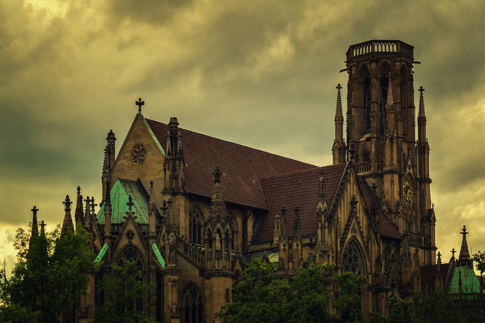 Sony E 55-210mm F4.5-6.3 OSS sample photo. Church, sky, clouds photography
