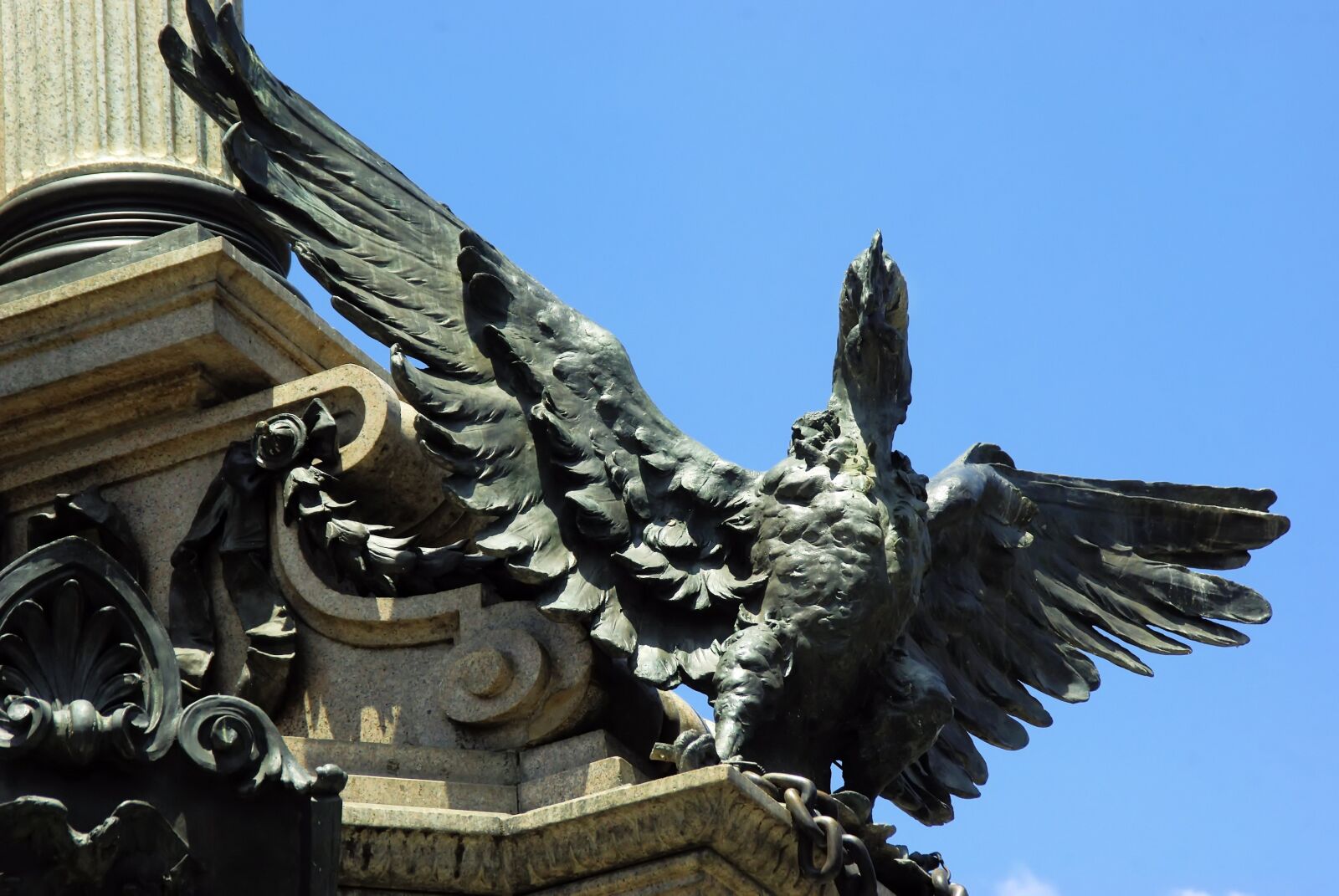 Pentax K200D sample photo. Ecuador, quito, bronze photography