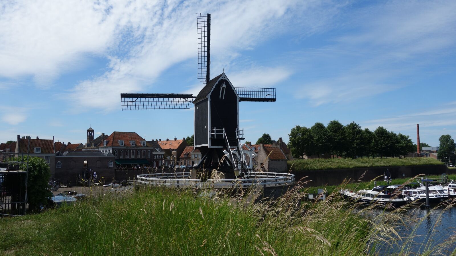 Sony Cyber-shot DSC-RX100 sample photo. Mill, wicks, netherlands photography